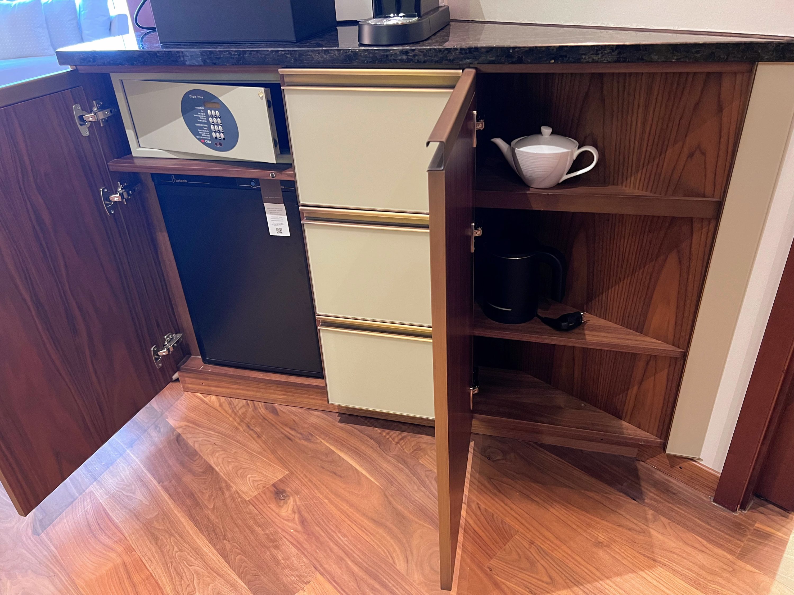 Park Hyatt Zurich mini bar and coffee area