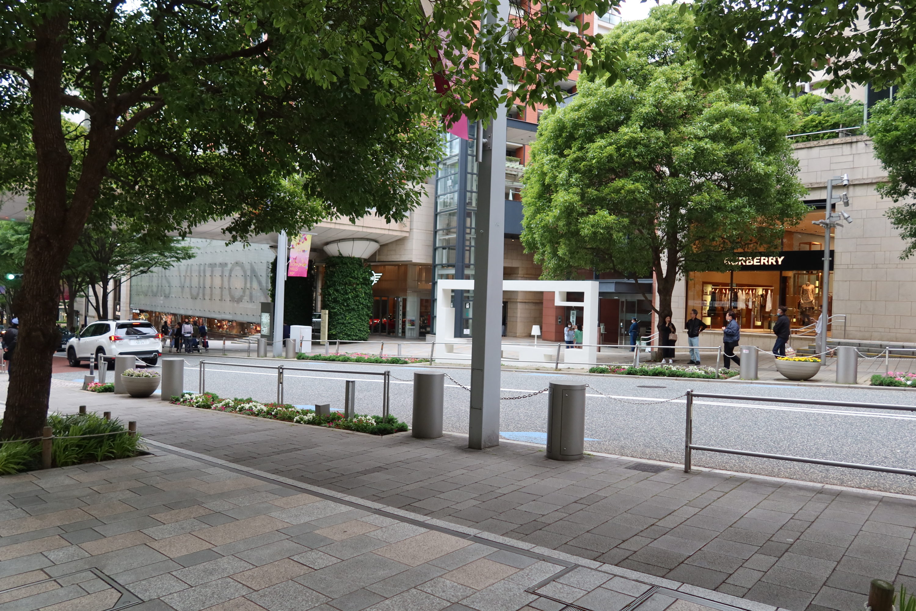 Roppongi Shopping District Roppongi Shopping District