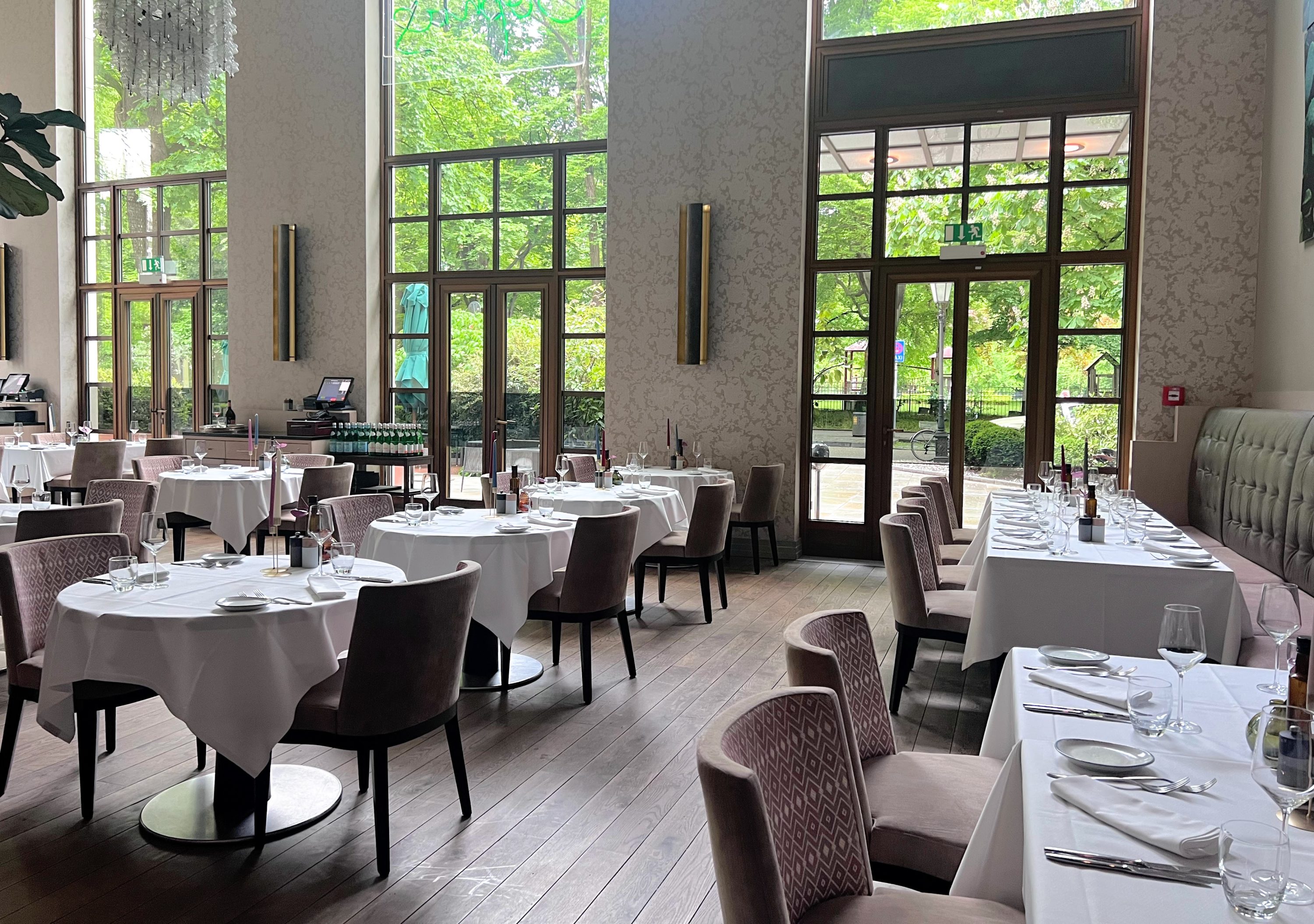 Sophias Restaurant at The Charles Hotel Munich Sophias Restaurant at The Charles Hotel Munich