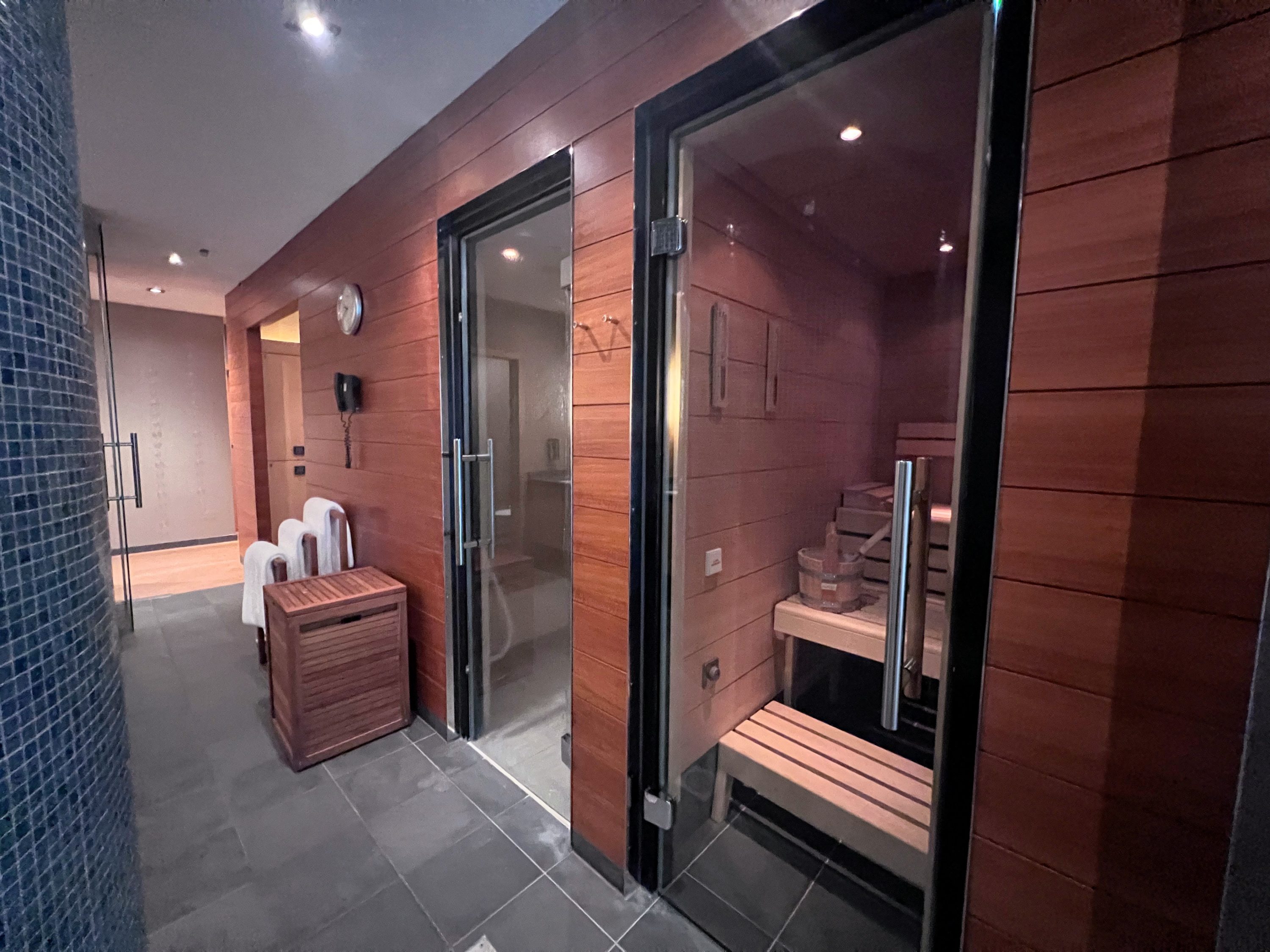 Steam room and sauna at Park Hyatt Zurich