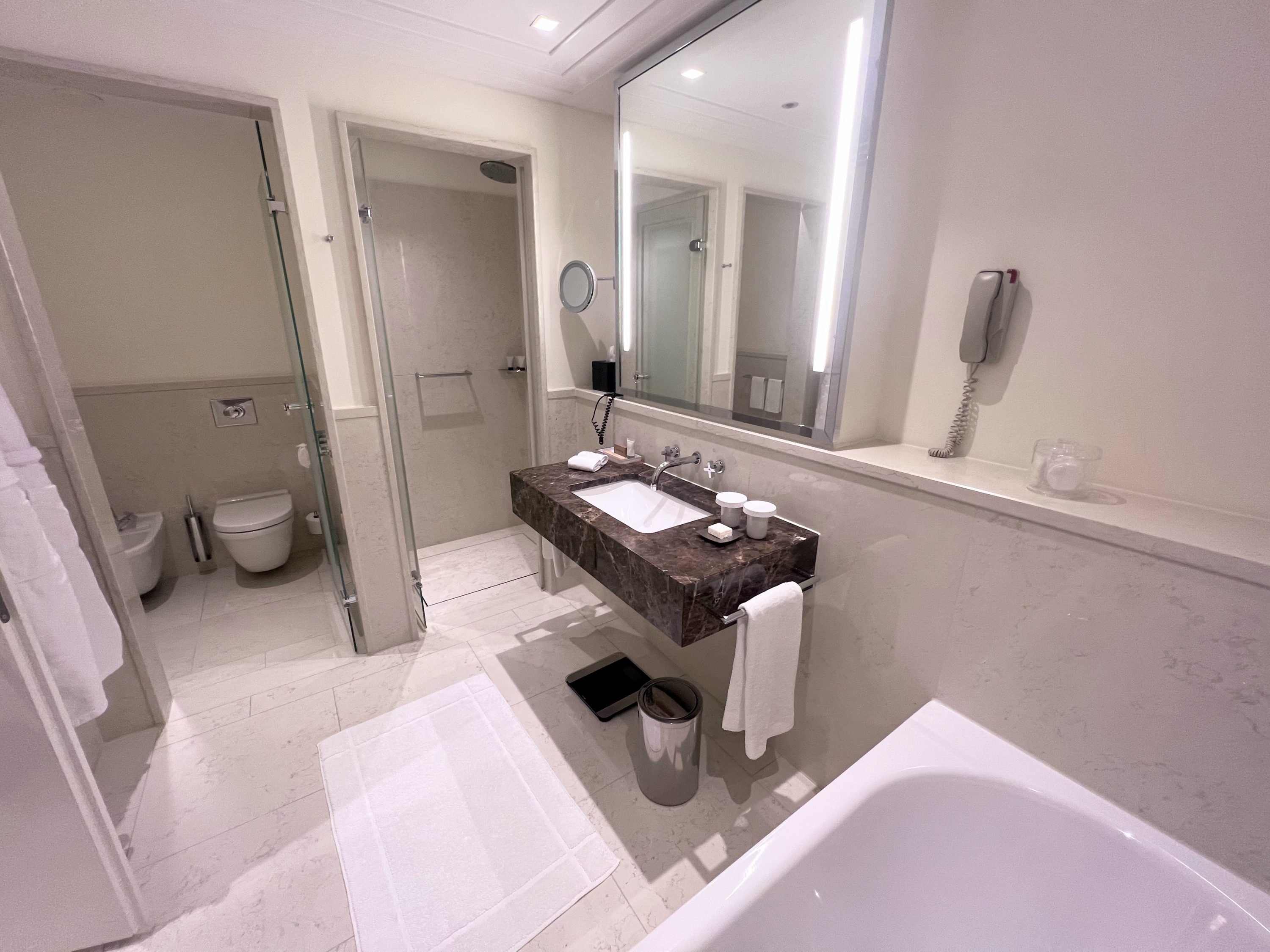 The Charles Hotel Munich bathroom in Deluxe Park View Room The Charles Hotel Munich bathroom in Deluxe Park View Room