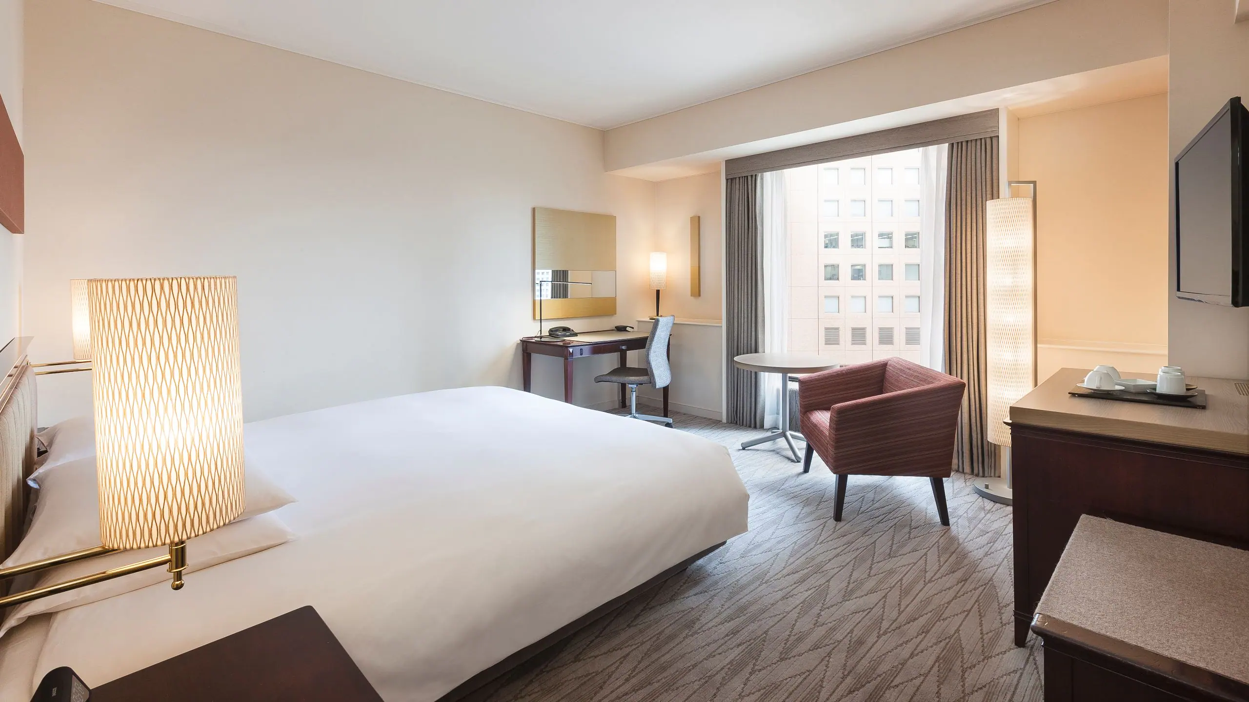 Hyatt Regency Tokyo 1 king bedroom stock photo