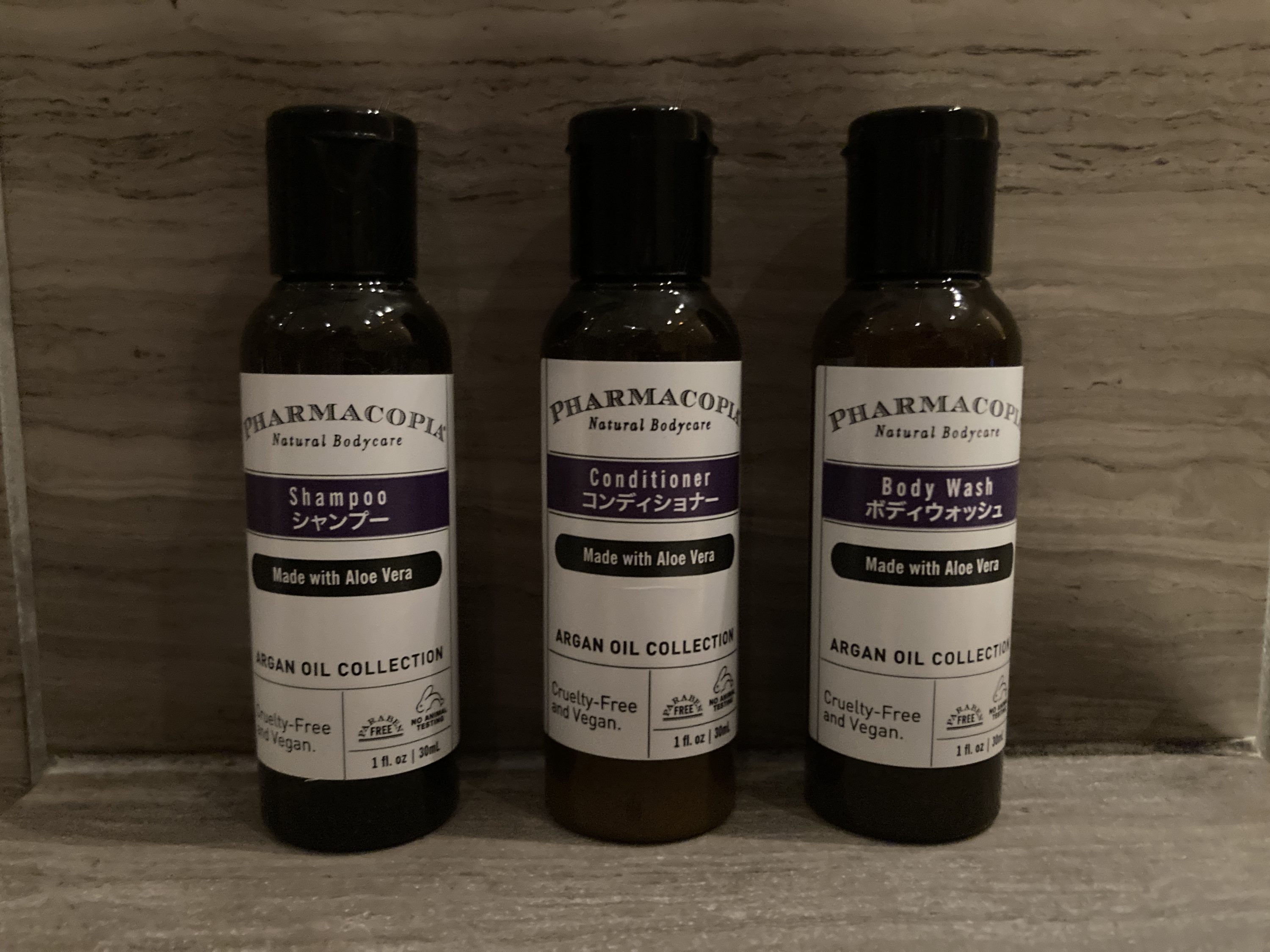 Hyatt Regency Tokyo bathroom shower toiletries