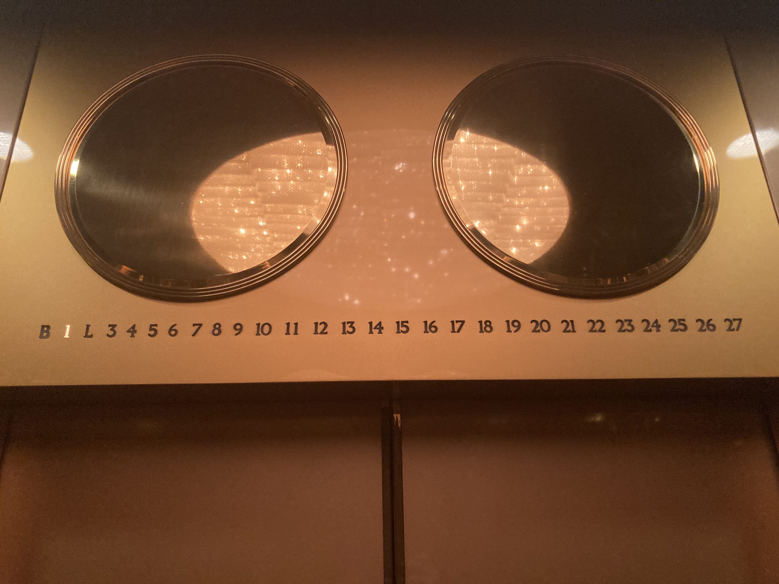 Hyatt Regency Tokyo elevator interior floor numbers