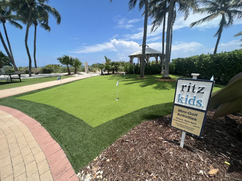 Ritz Carlton Key Biscayne Ritz Kids minigolf