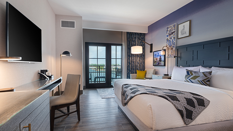 Hotel Indigo Panama City Marina king premium bayview balcony Hotel Indigo Panama City Marina king premium bayview balcony