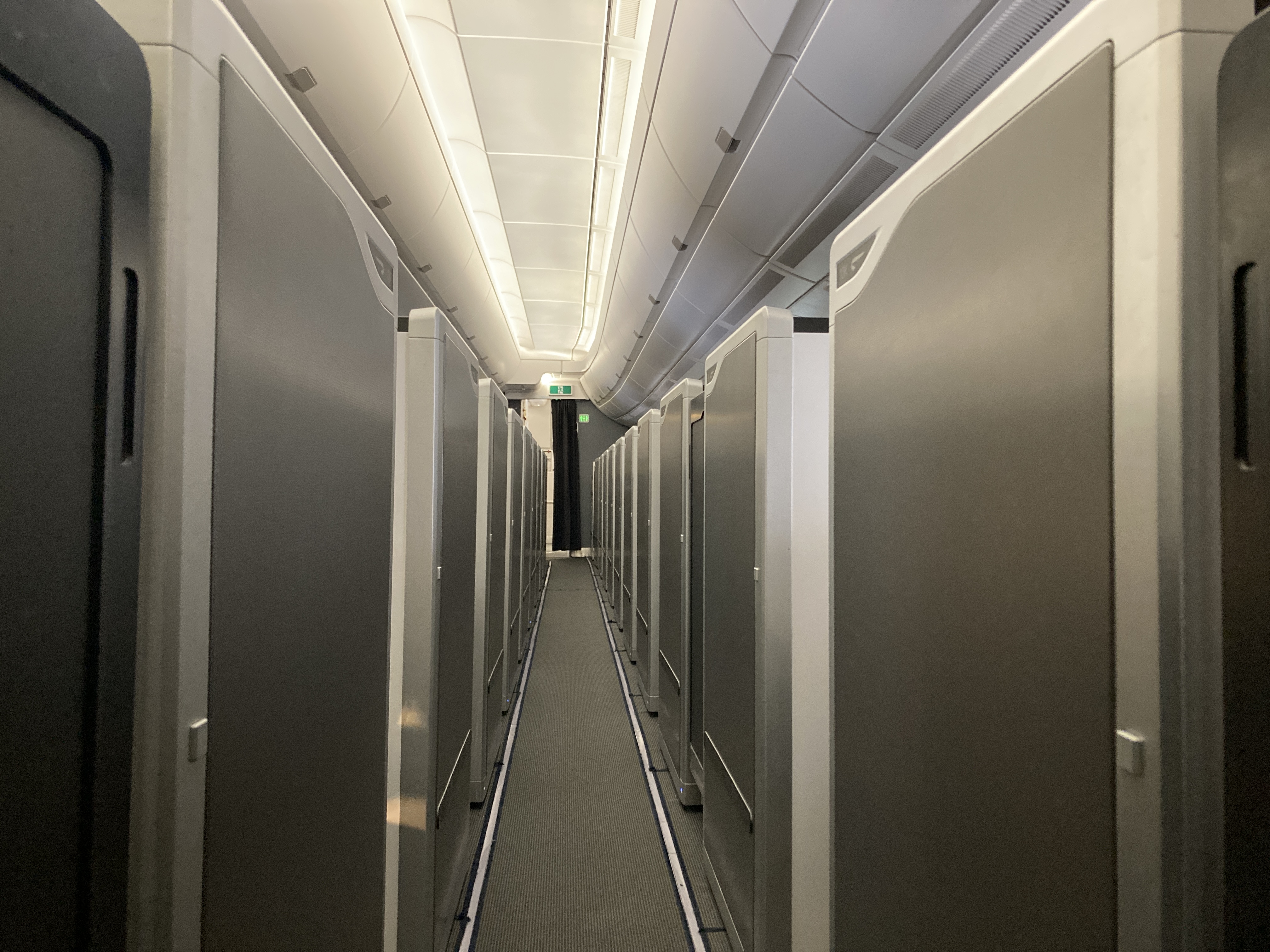 British Airways A350 1000 Club Suites review LAS LHR aisle with suite doors closed 