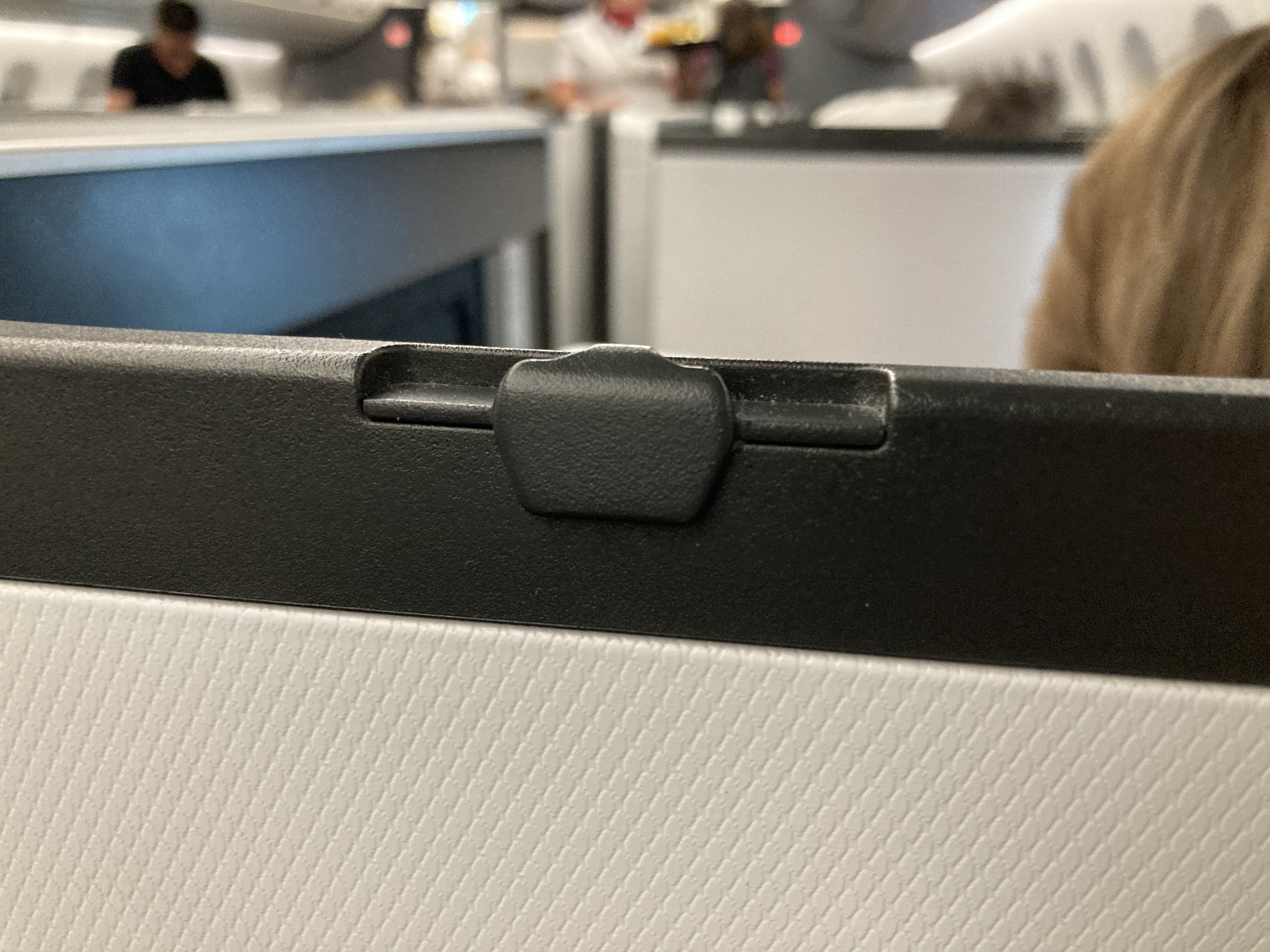 British Airways A350 1000 Club Suites review LAS LHR coat hook 