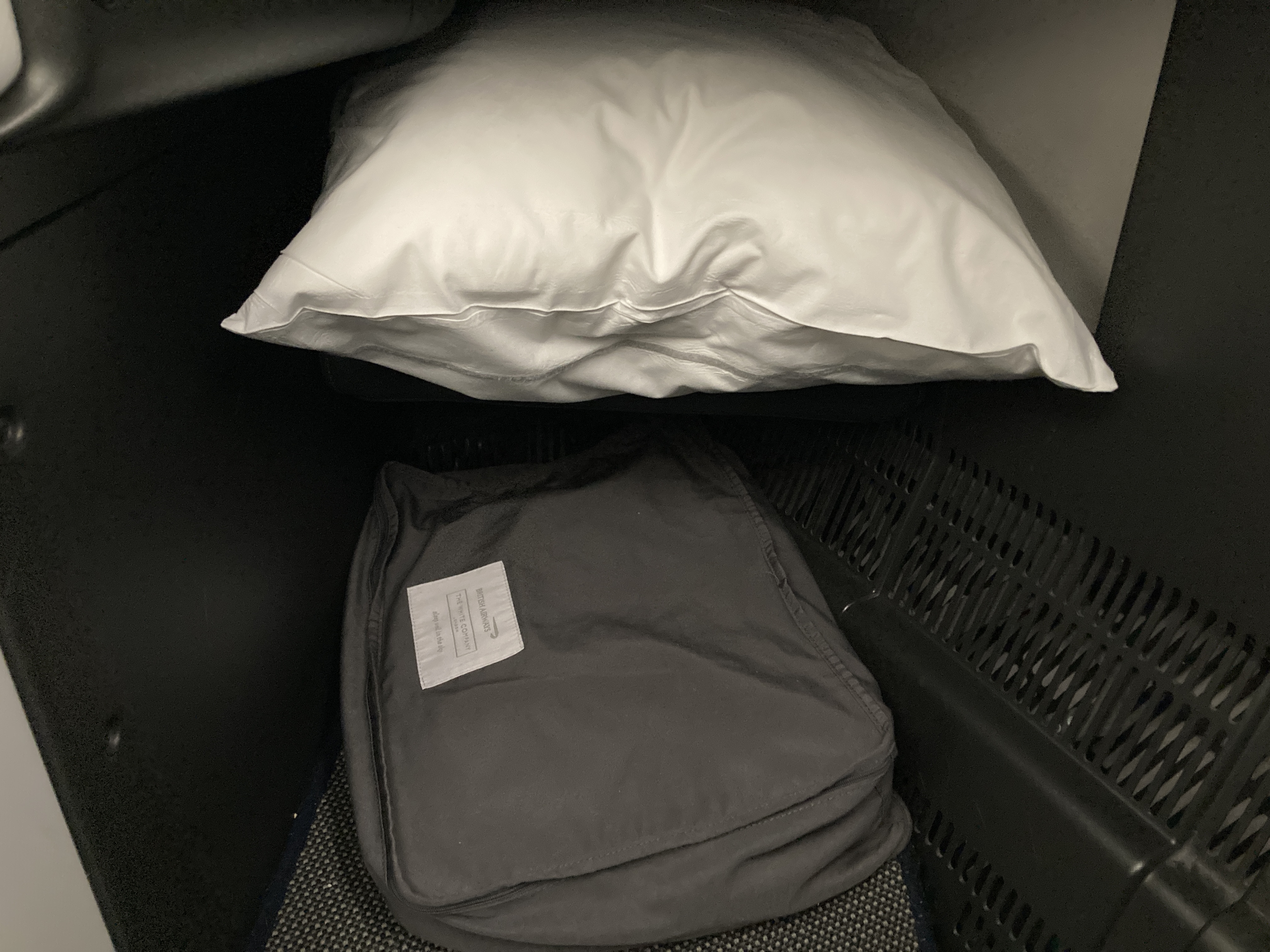 British Airways A350 1000 Club Suites review LAS LHR items in foot well