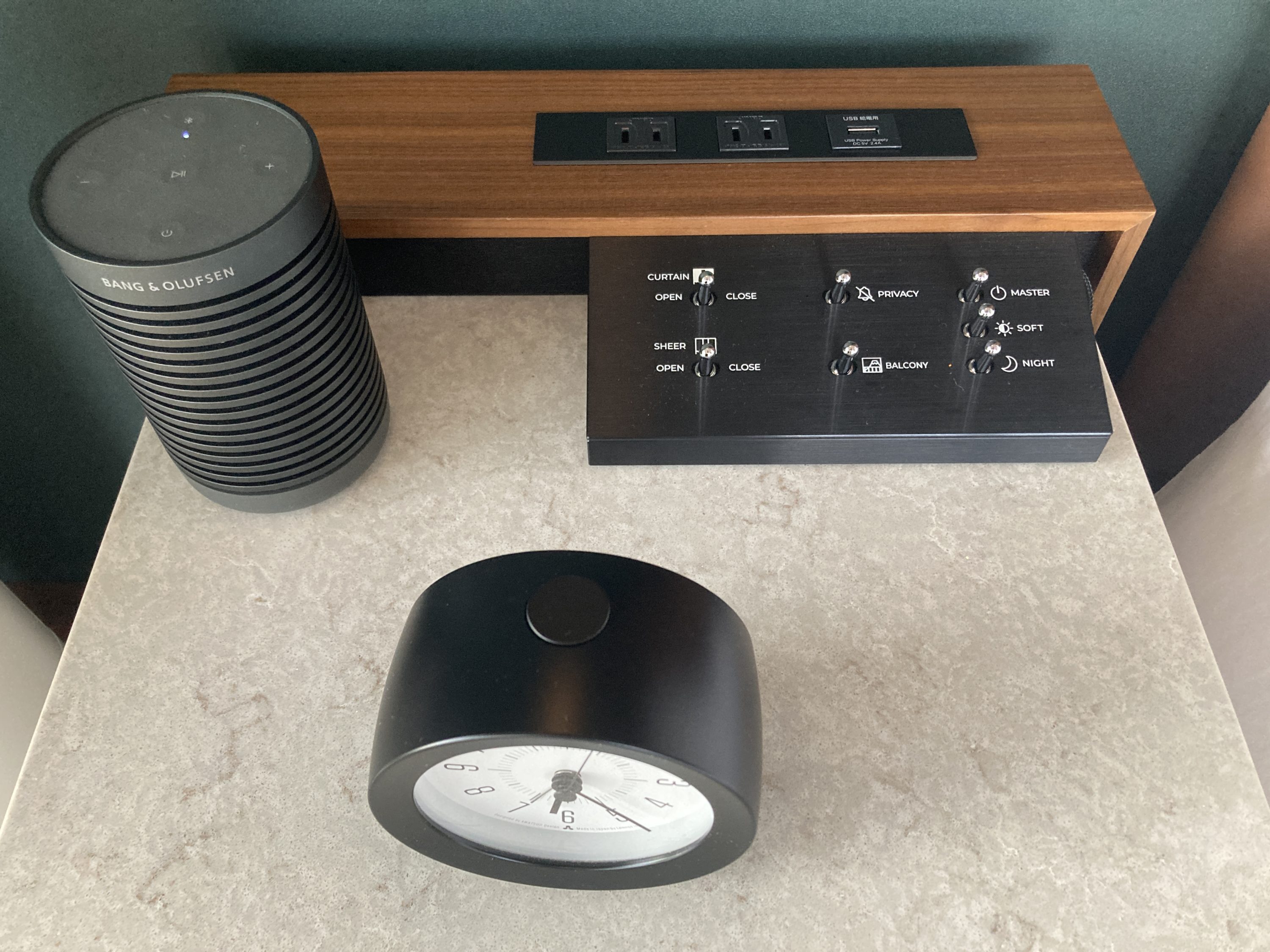 Fuji Speedway Hotel Grand Prix Corner King Suite bedroom night stand clock controls