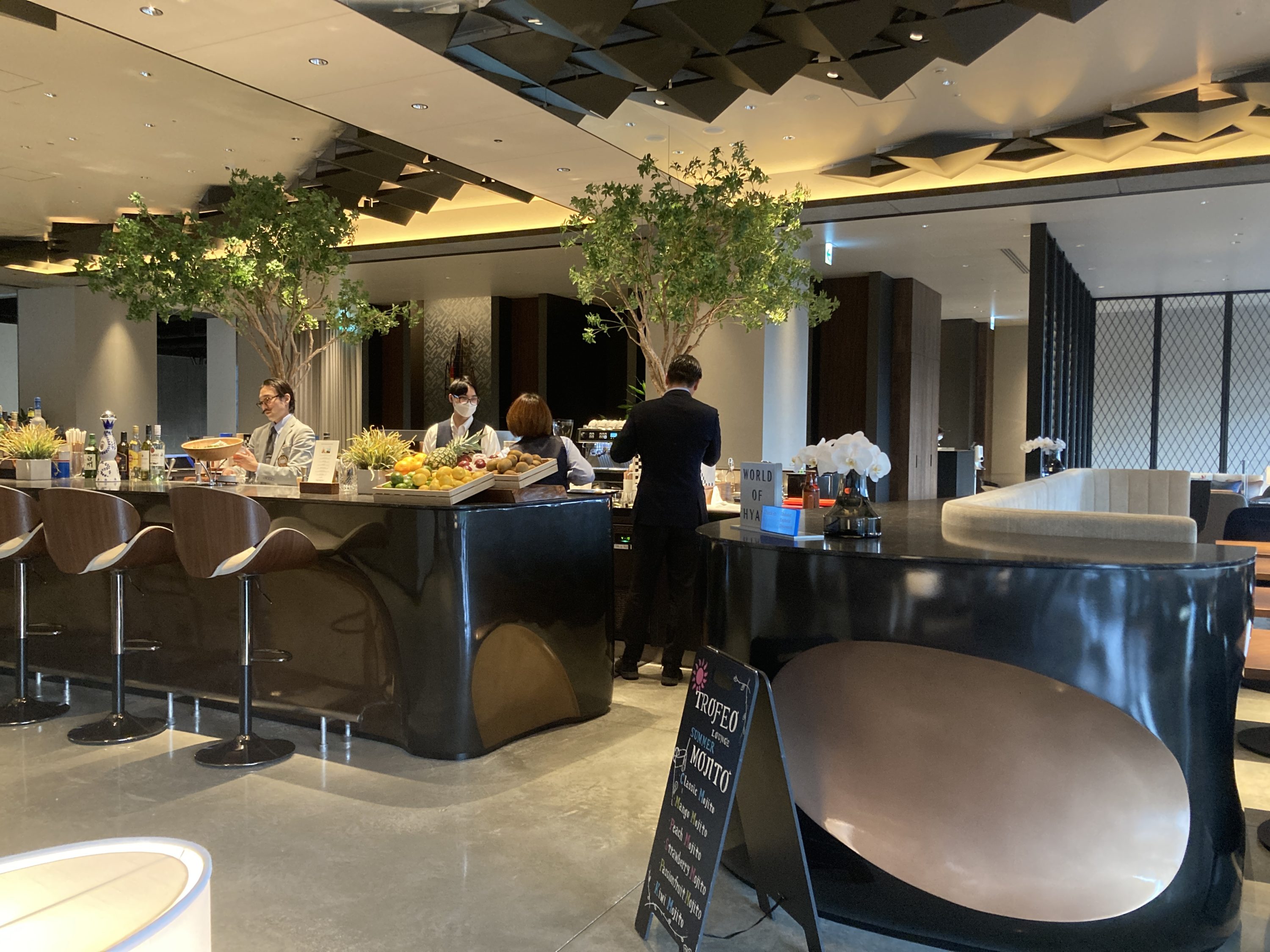 Fuji Speedway Hotel Trofeo Lounge bar
