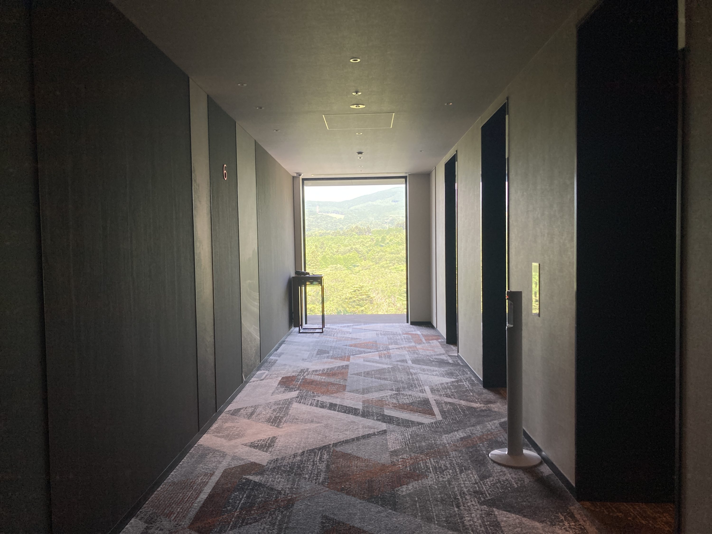 Fuji Speedway Hotel elevator waiting area sixth floor