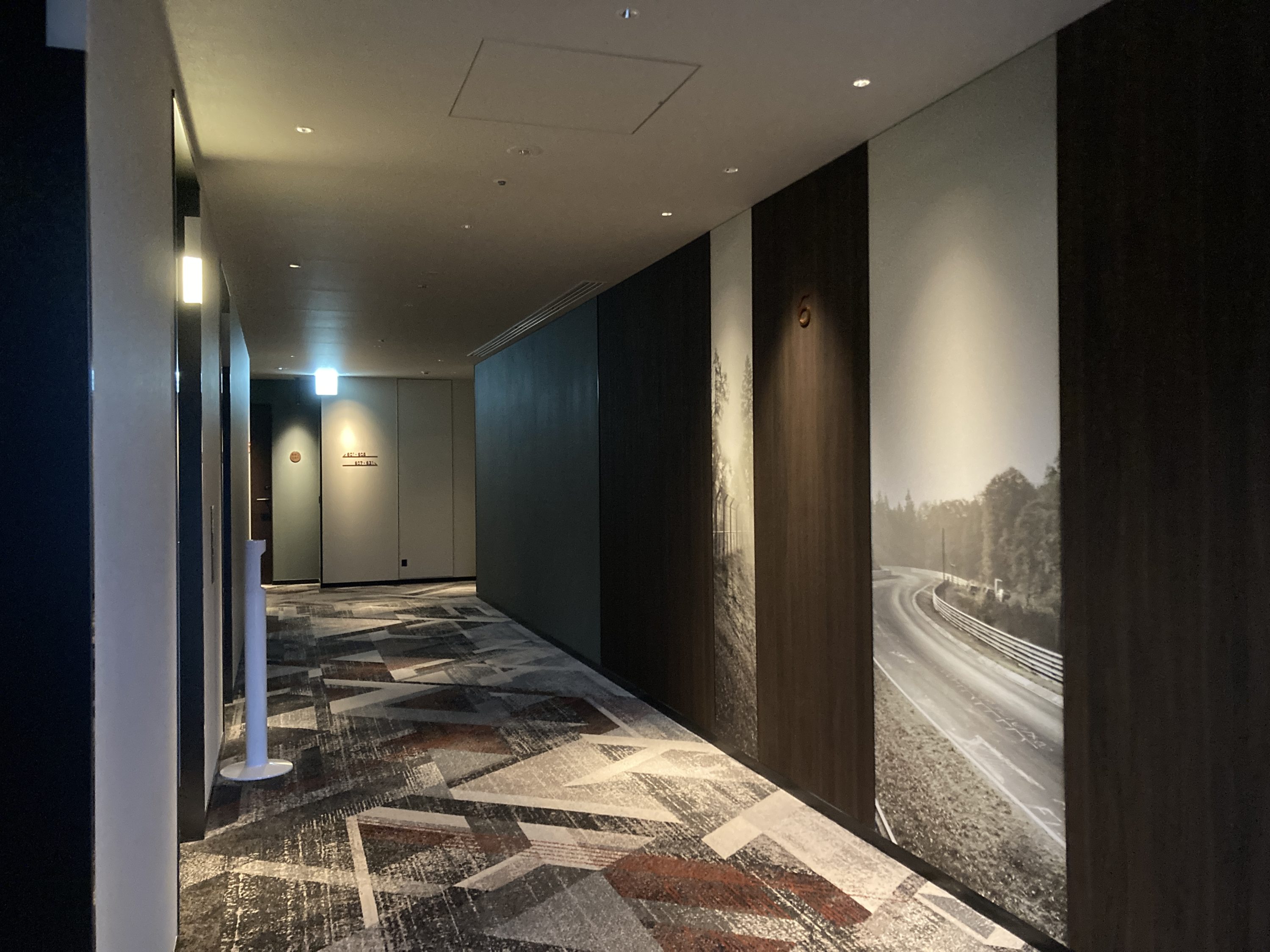 Fuji Speedway Hotel hallway