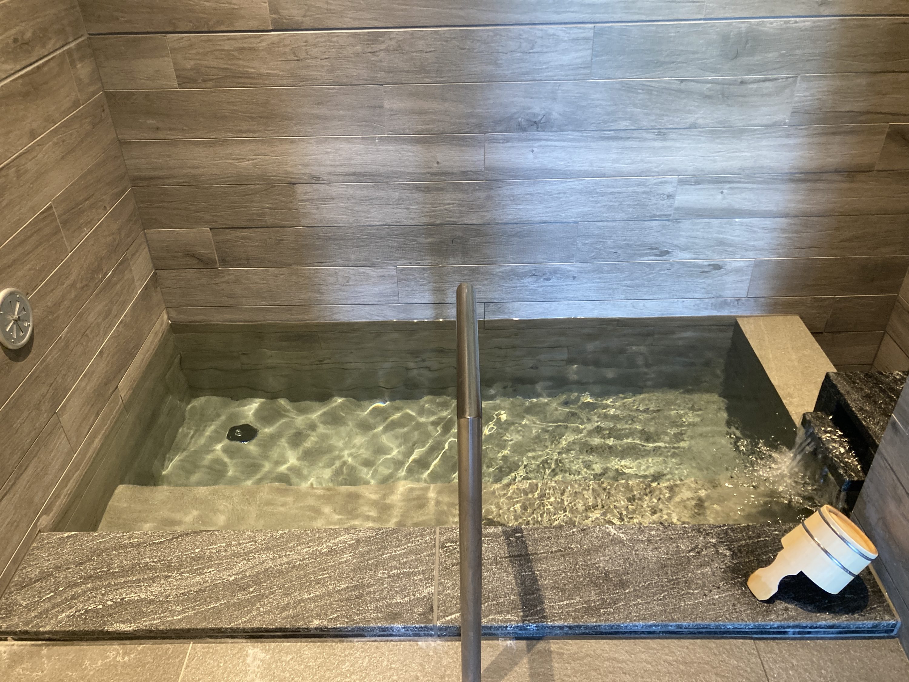 Fuji Speedway Hotel onsen dip pool