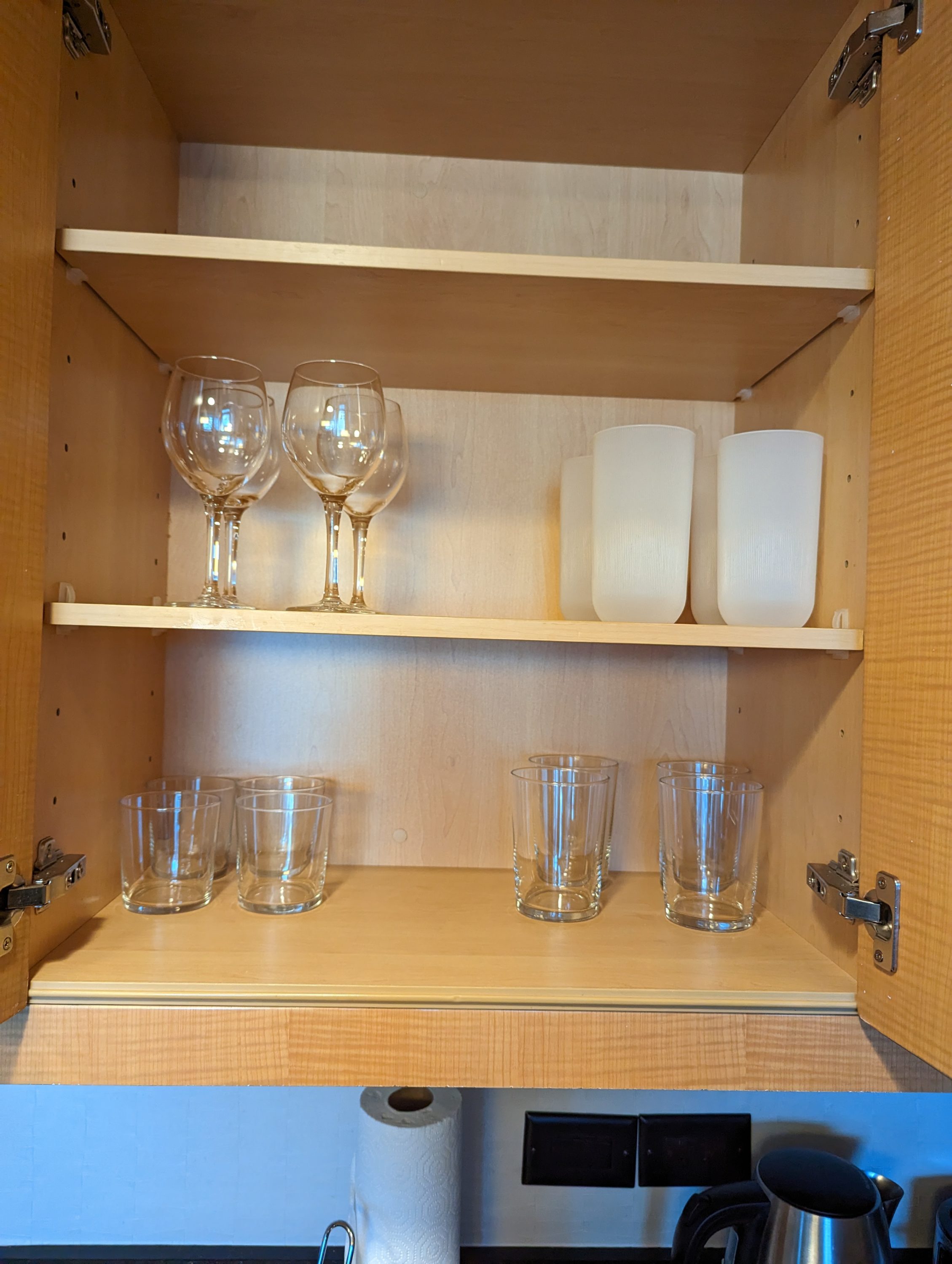 Hilton Grand Vacations Elara Las Vegas kitchen glassware