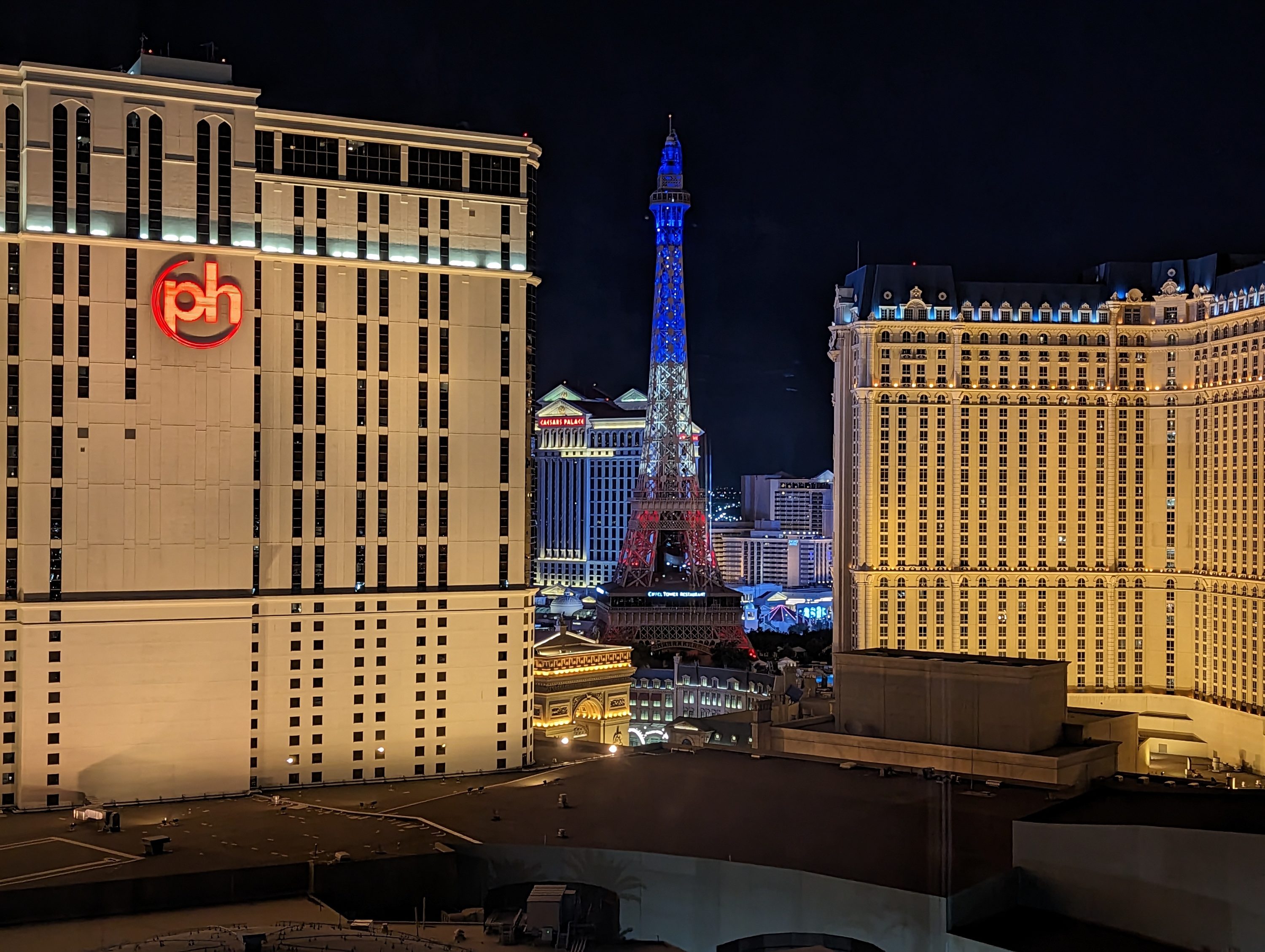 Hilton Grand Vacations Elara Las Vegas living room nighttime view