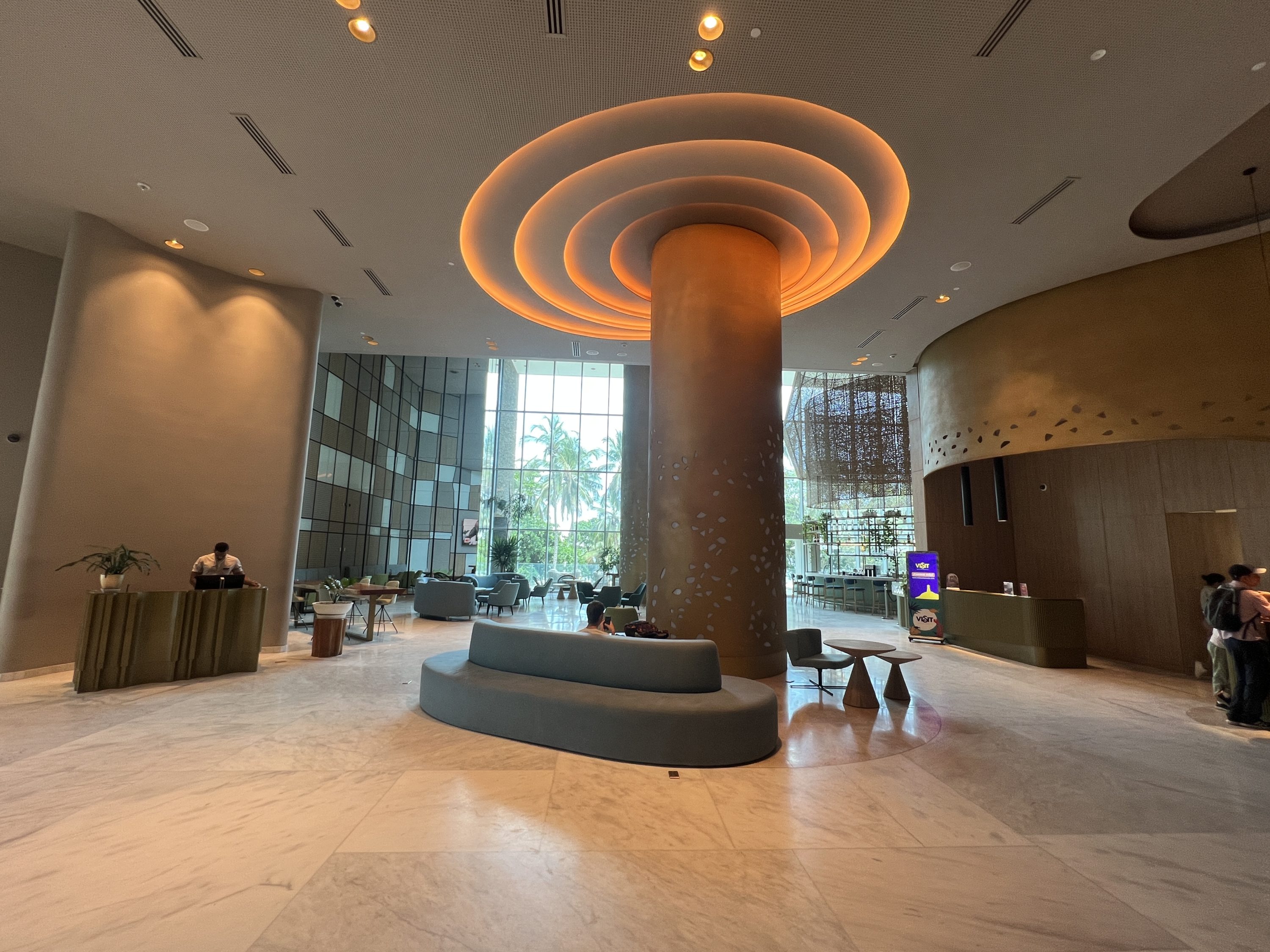 Hilton Santa Marta Lobby Hilton Santa Marta Lobby