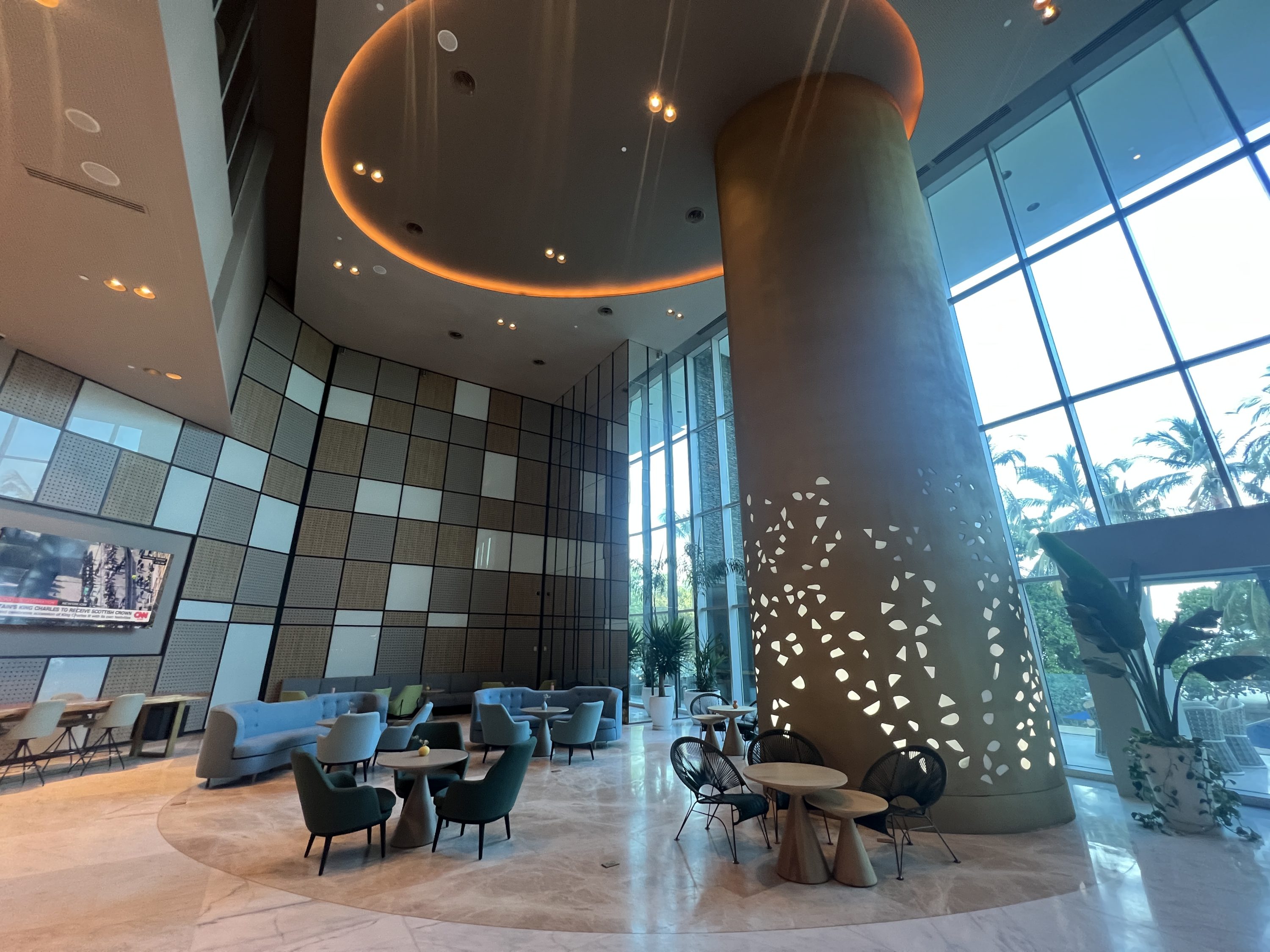 Hilton Santa Marta Lobby Furniture and decor Hilton Santa Marta Lobby Furniture and decor