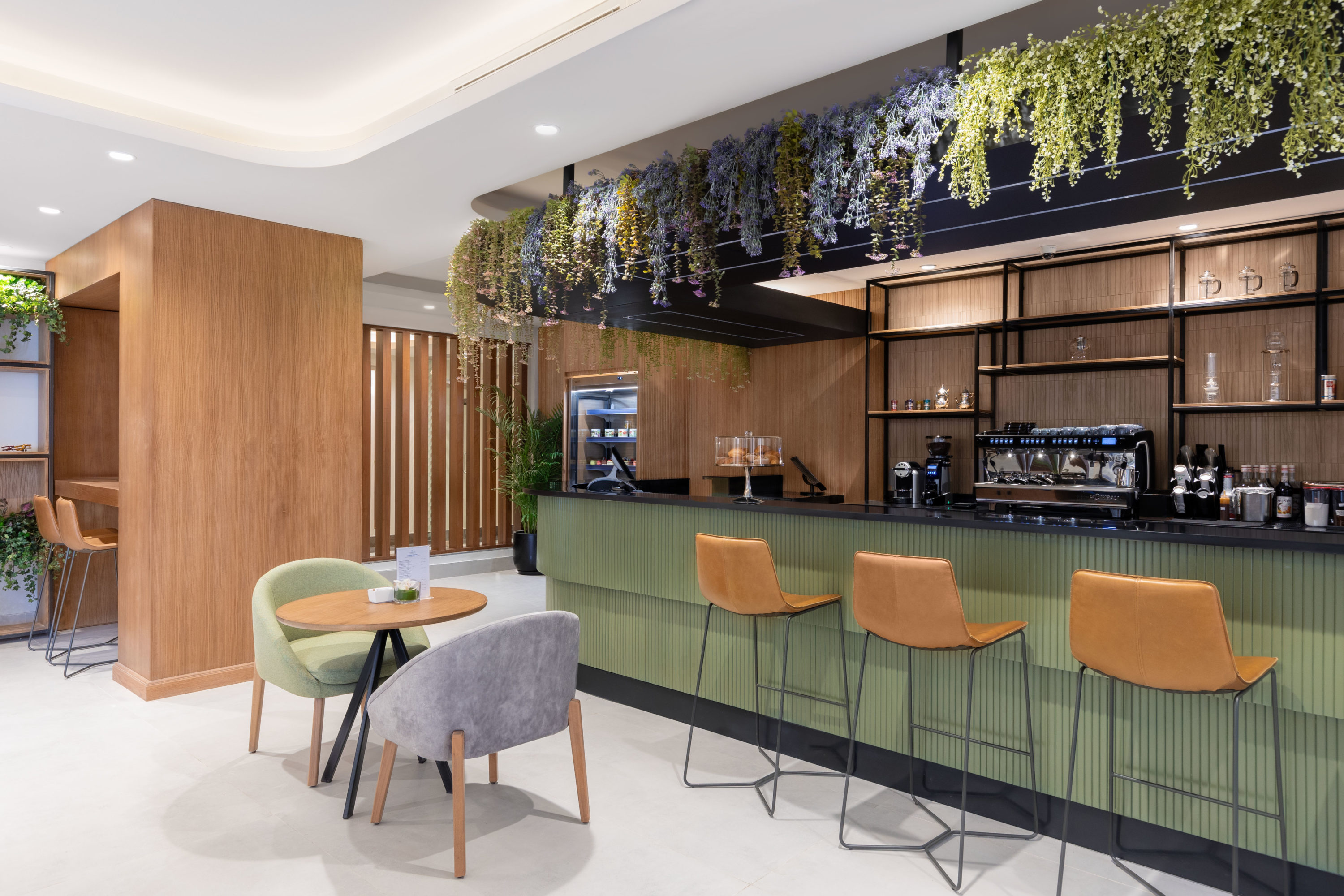 Holiday Inn Riyadh Lobby