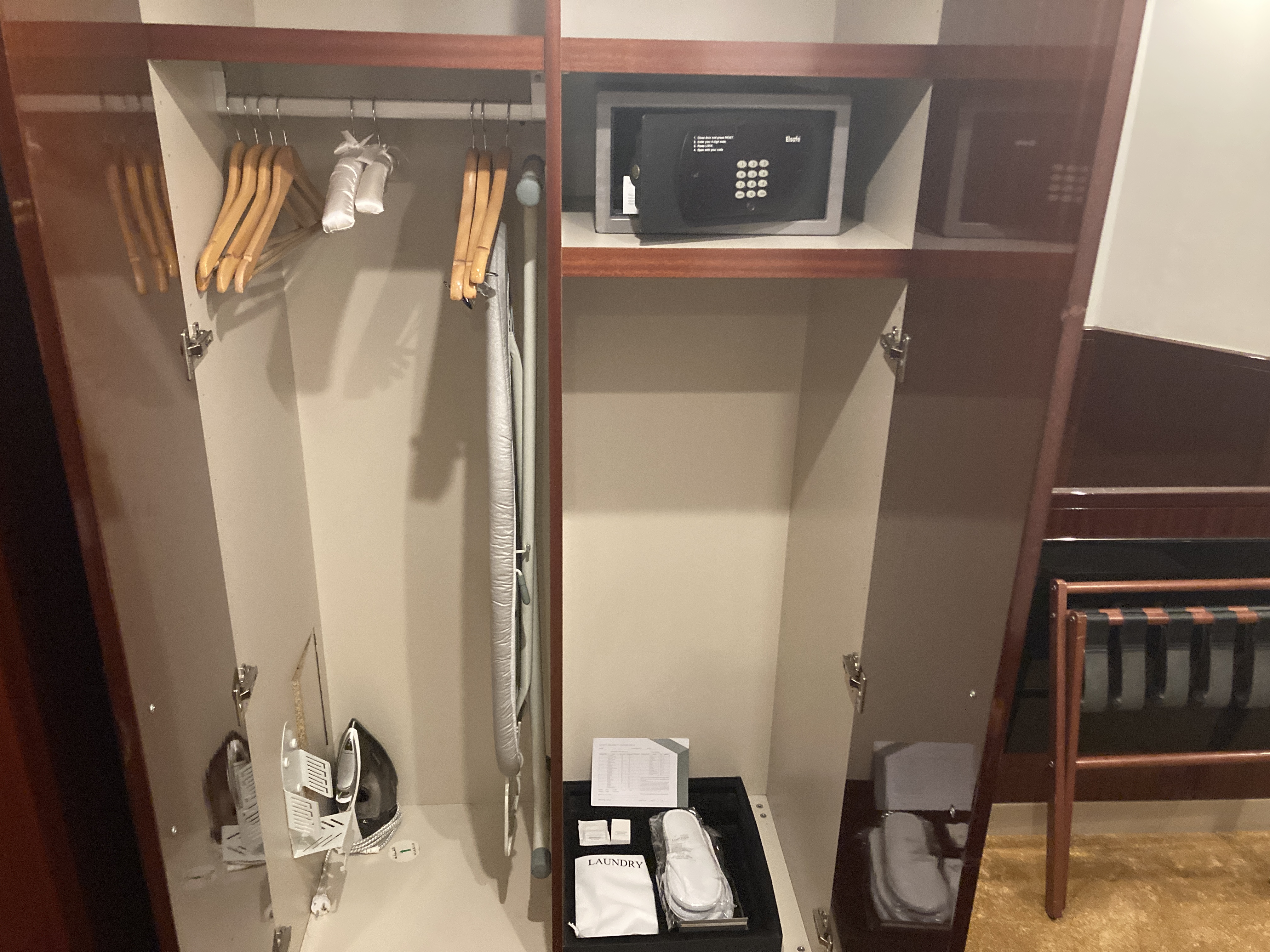 Hyatt Regency Casablanca junior suite closet contents Hyatt Regency Casablanca junior suite closet contents