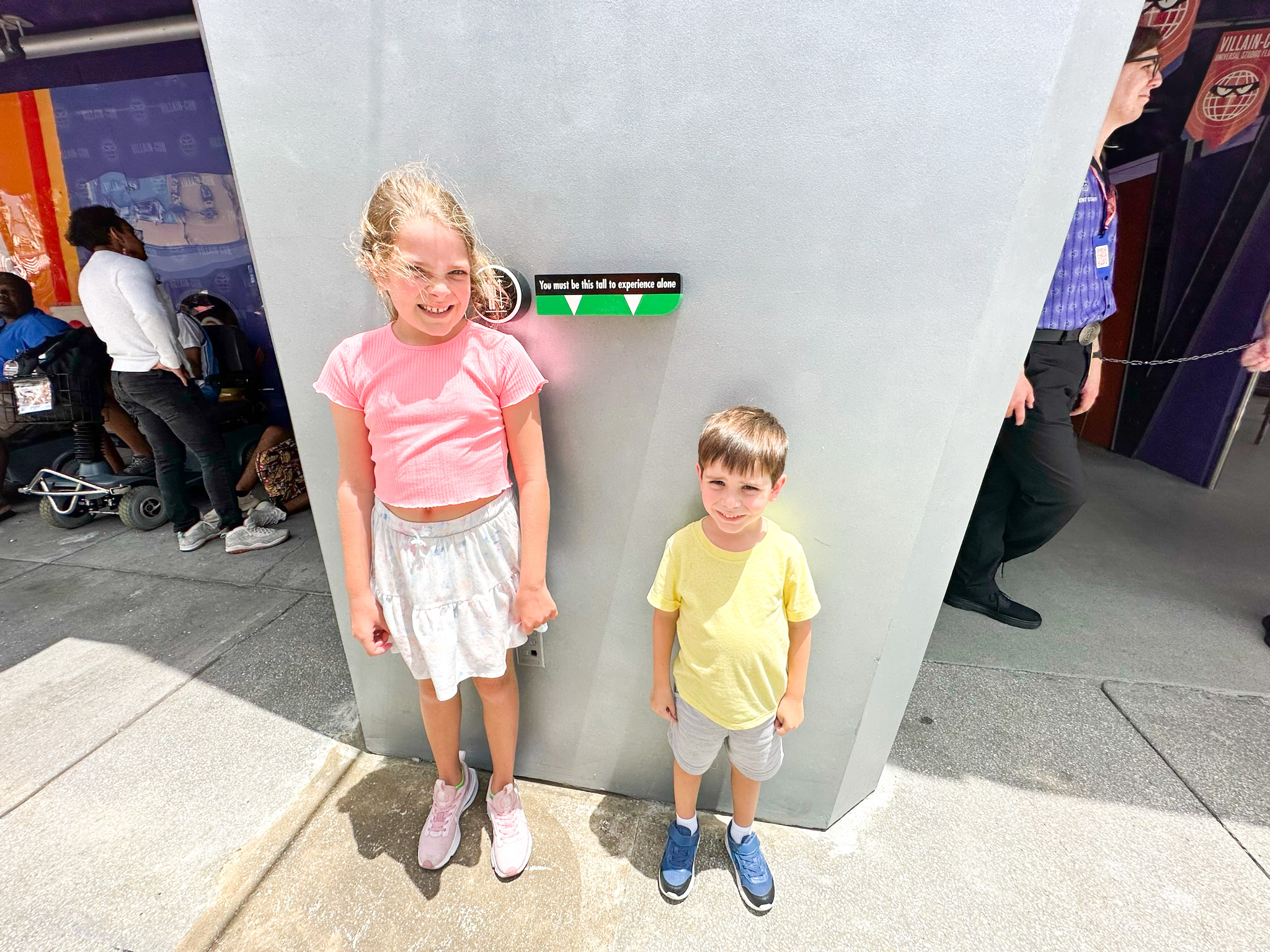 Illuminations Villain Con Minions Blast Universal Orlando height