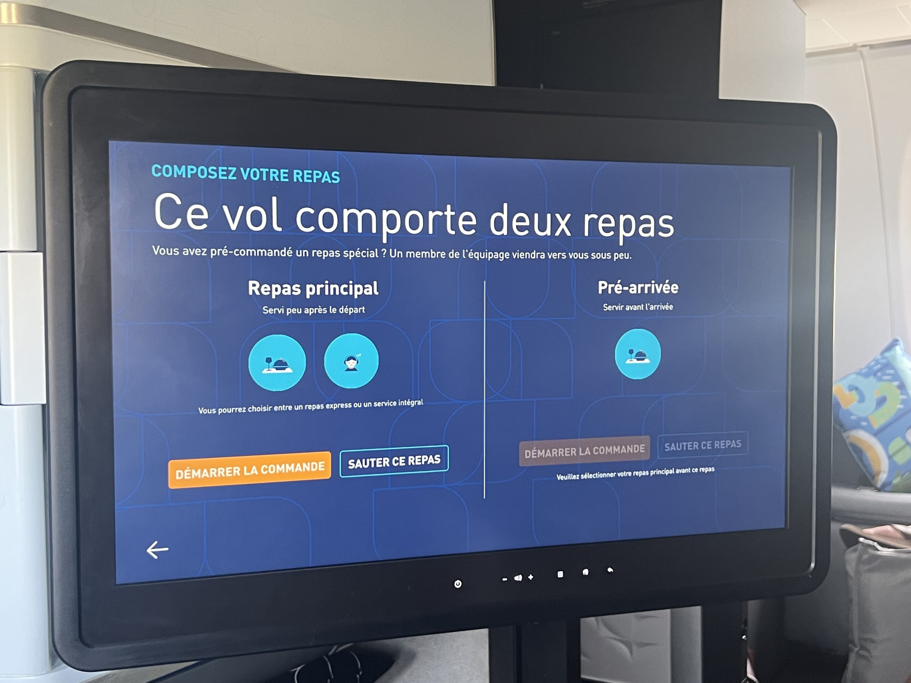 JetBlue Mint Studio Airbus A321LR F and B ordering