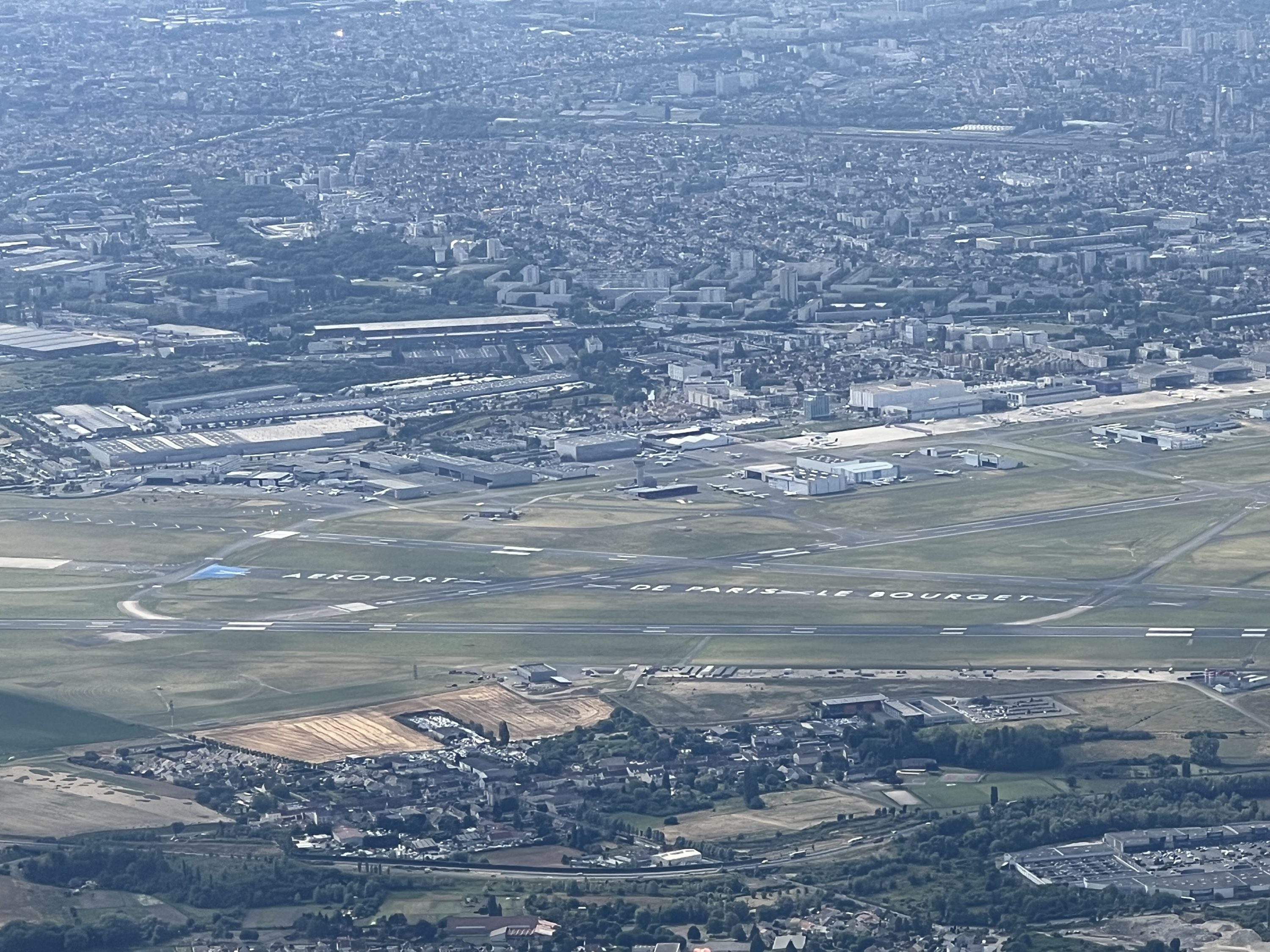 JetBlue Mint Studio Airbus A321LR Le Bourget