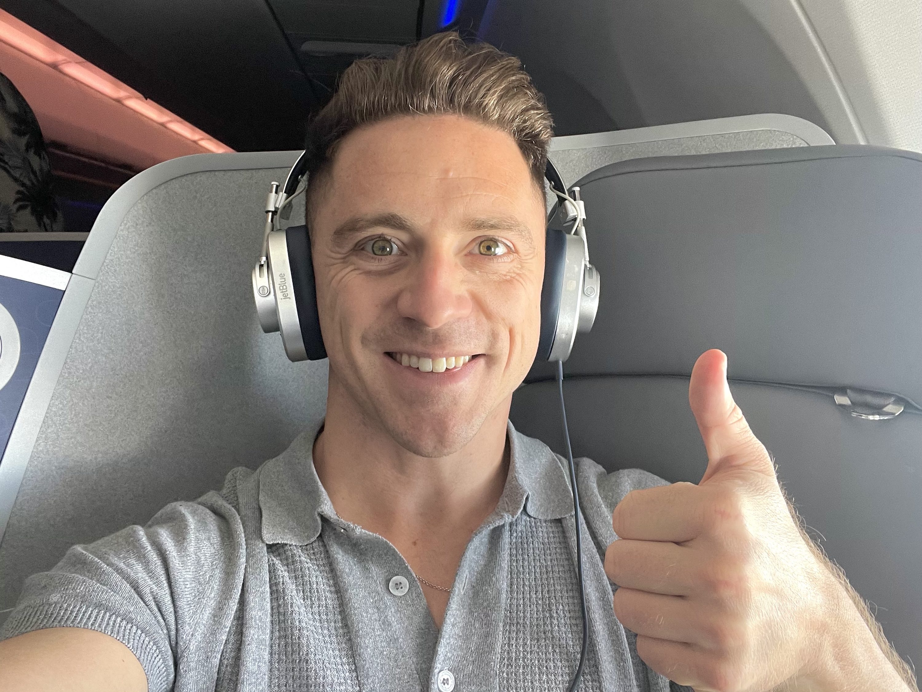 JetBlue Mint Studio Airbus A321LR amenity headset