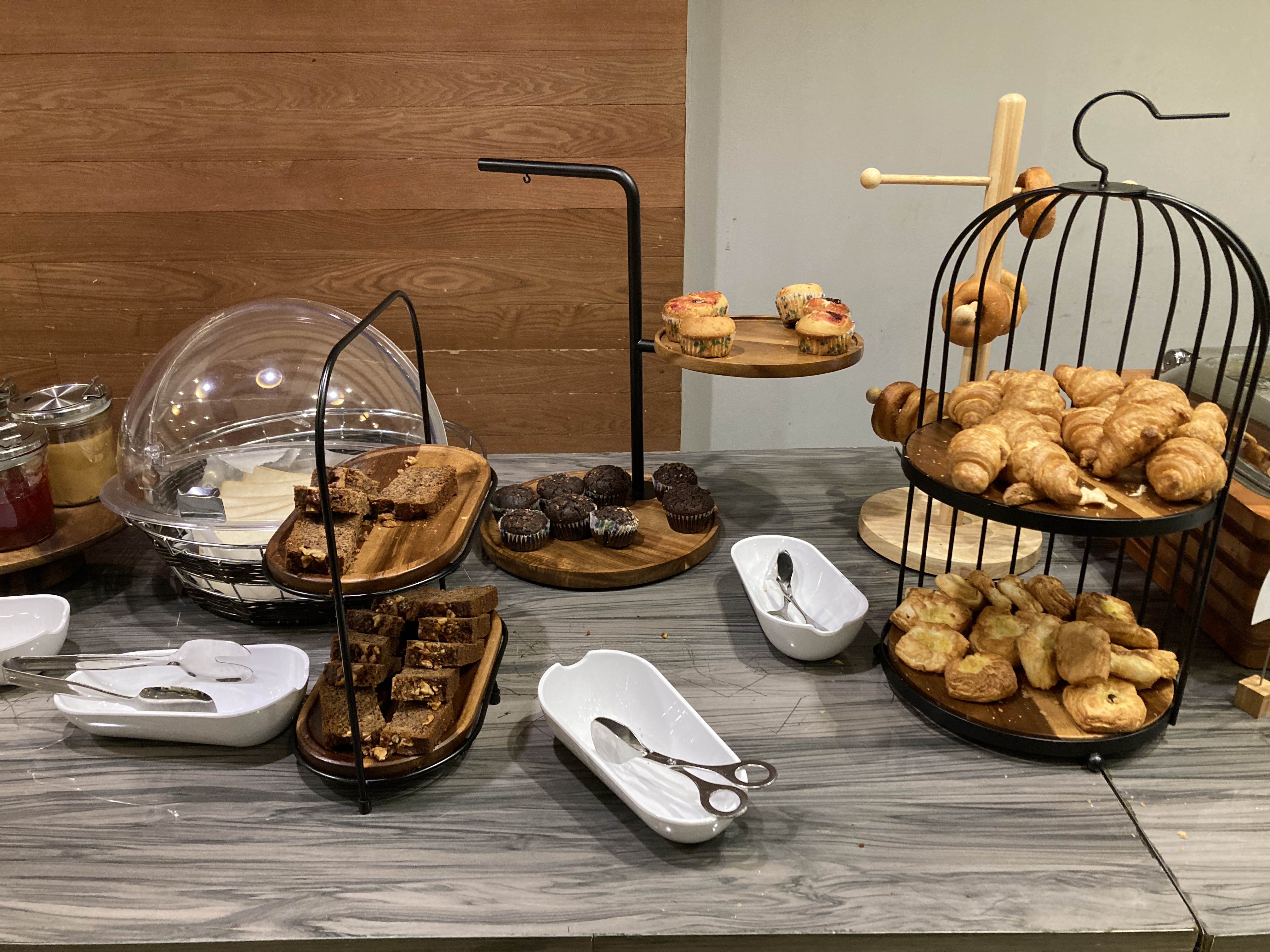 Plaza Premium Lounge Addis Ababa ADD pastries