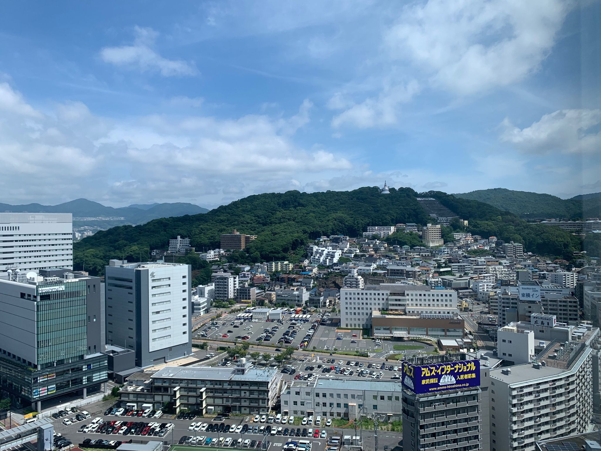 Sheraton Grand Hiroshima bedroom view Sheraton Grand Hiroshima bedroom view