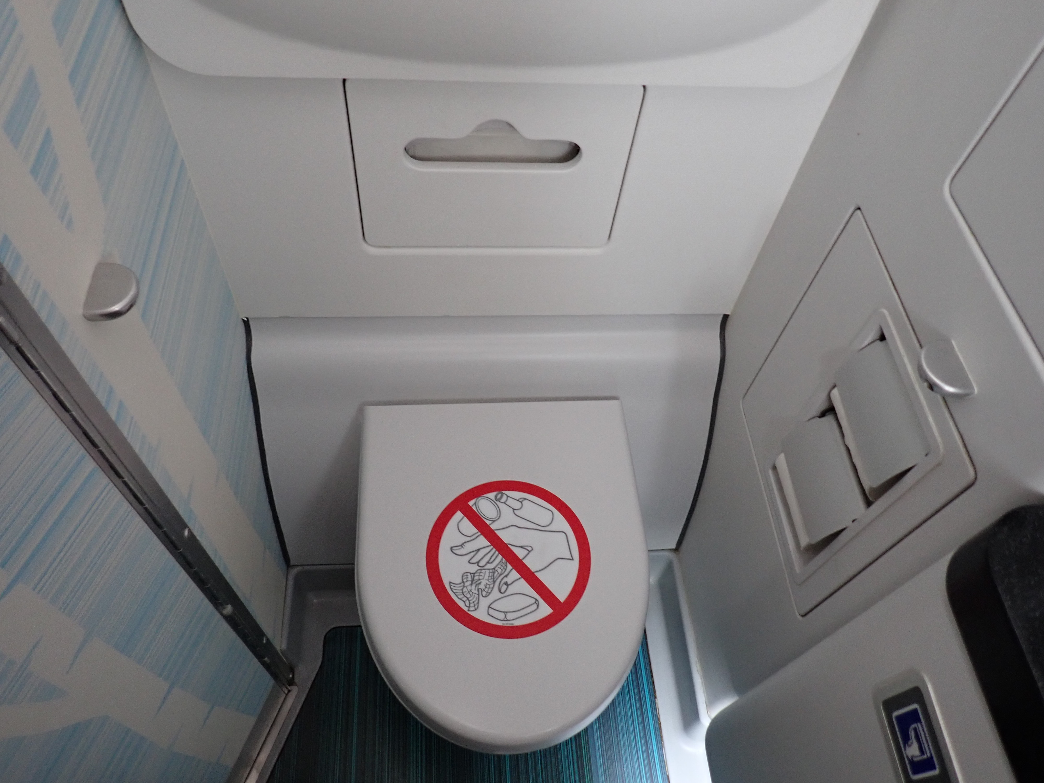AC720 toilet closed