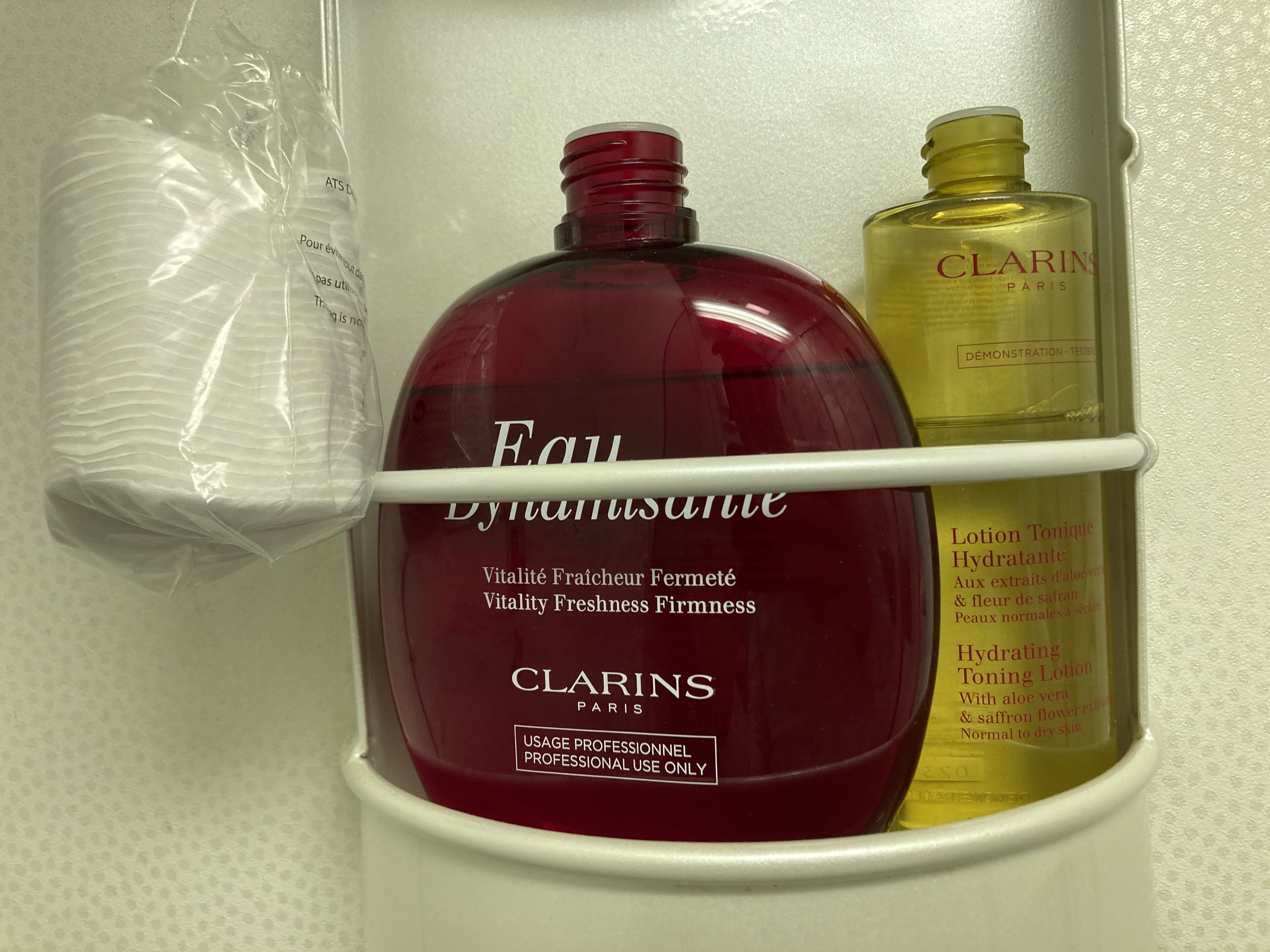 Air France Boeing 777 200 CDG JFK premium economy lavatory toiletries