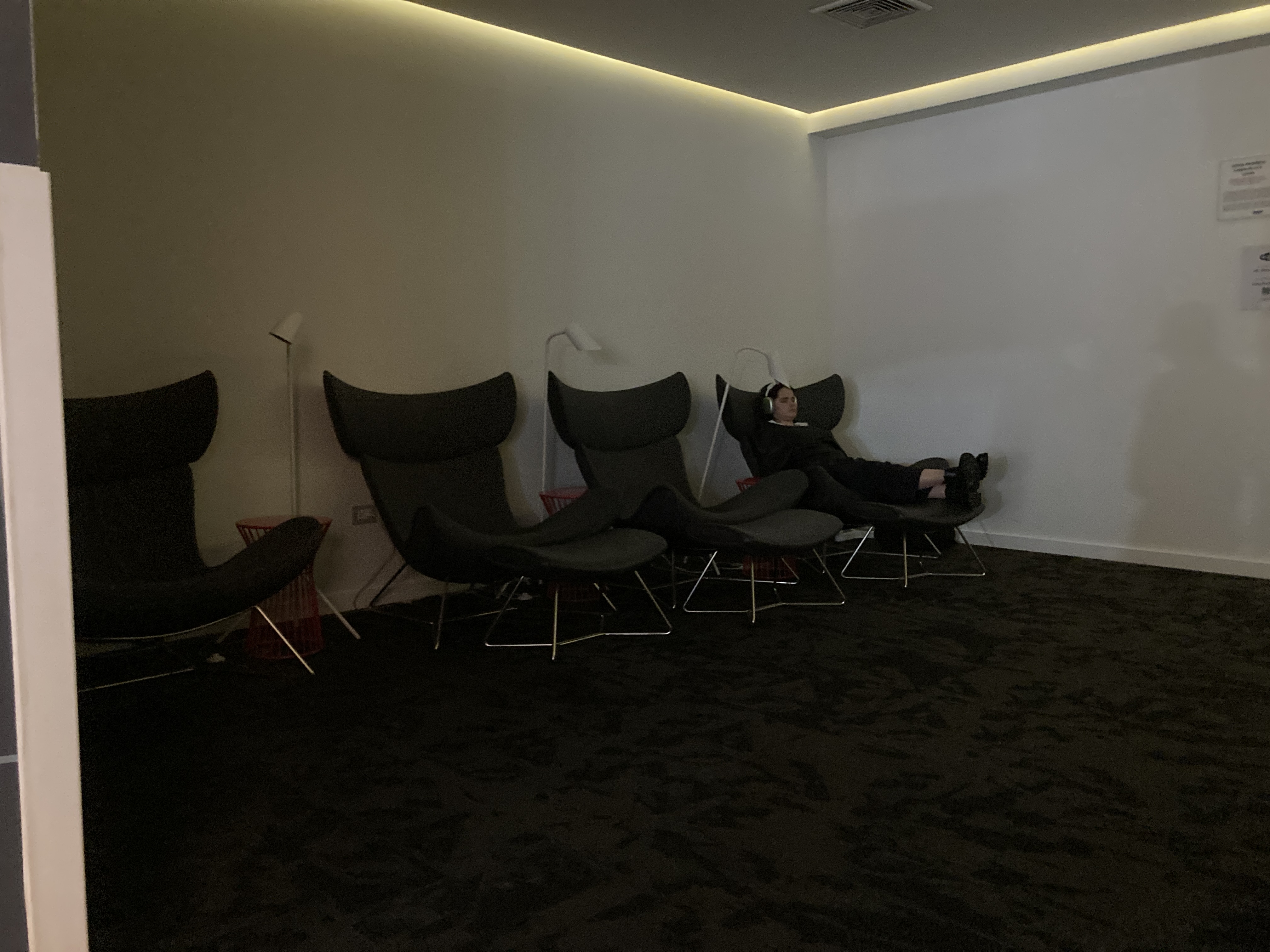Avianca VIP lounge SAL quiet room Avianca VIP lounge SAL quiet room