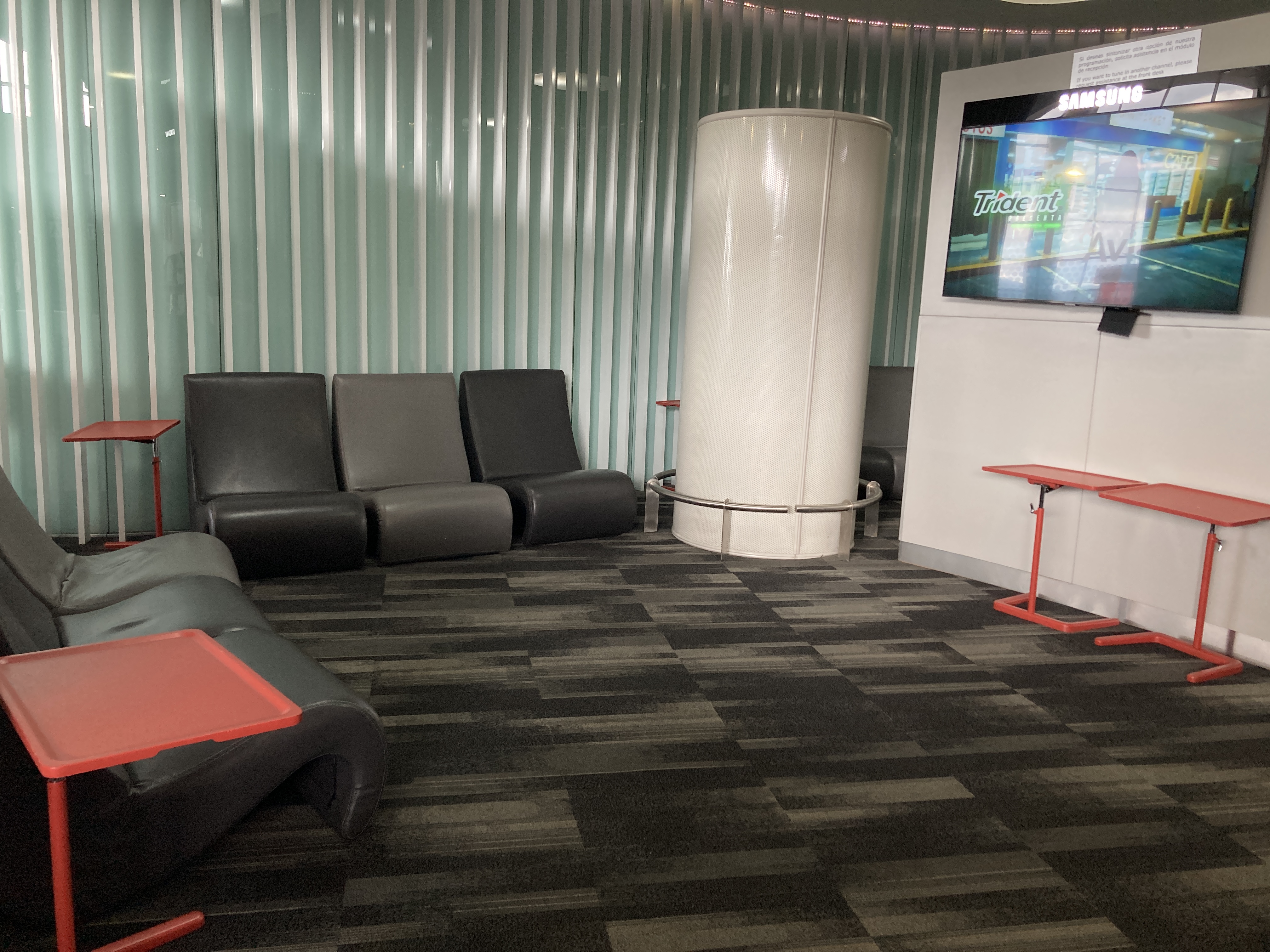 Avianca lounge Bogota BOG TV room