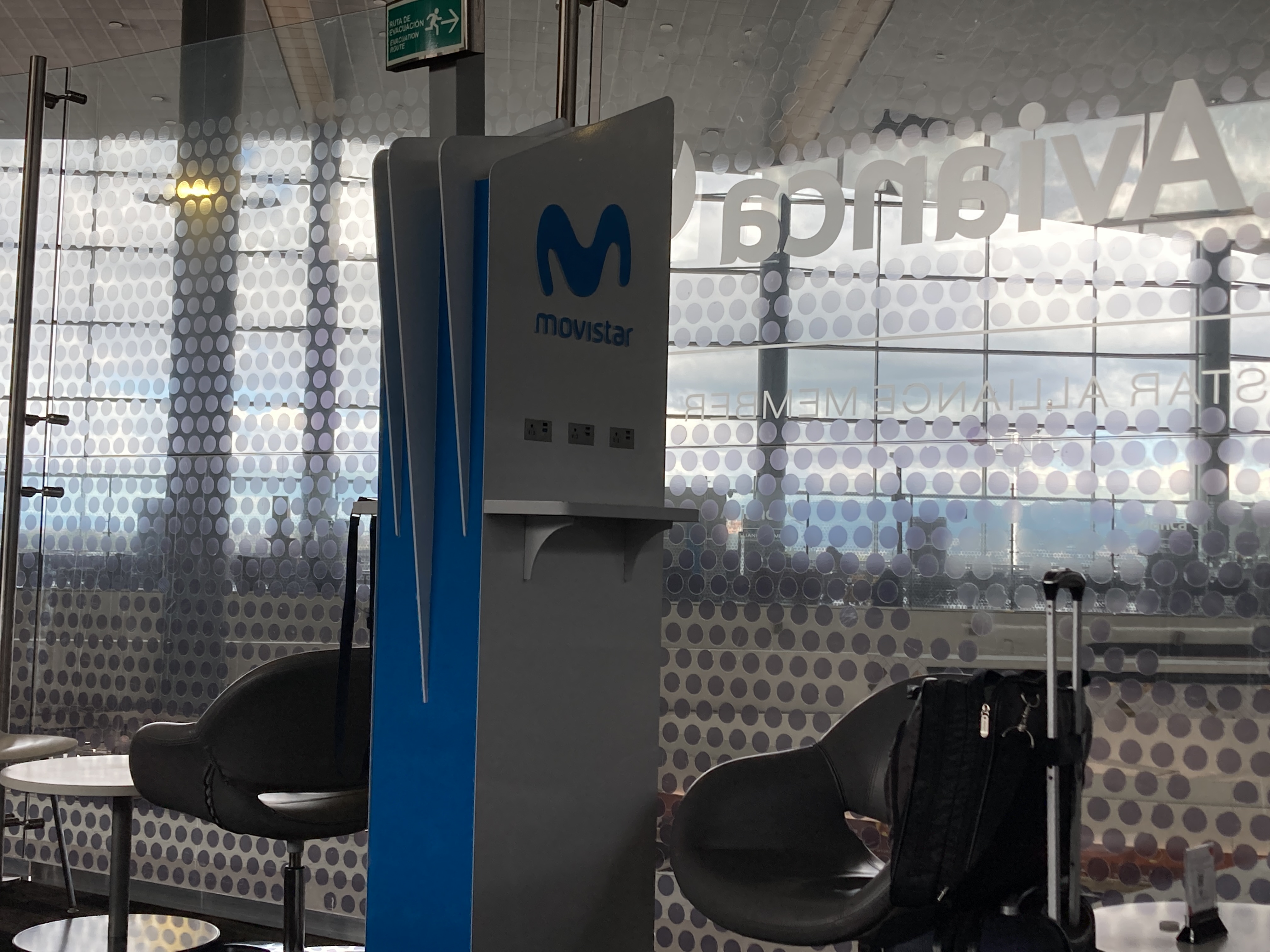 Avianca lounge Bogota BOG charging point