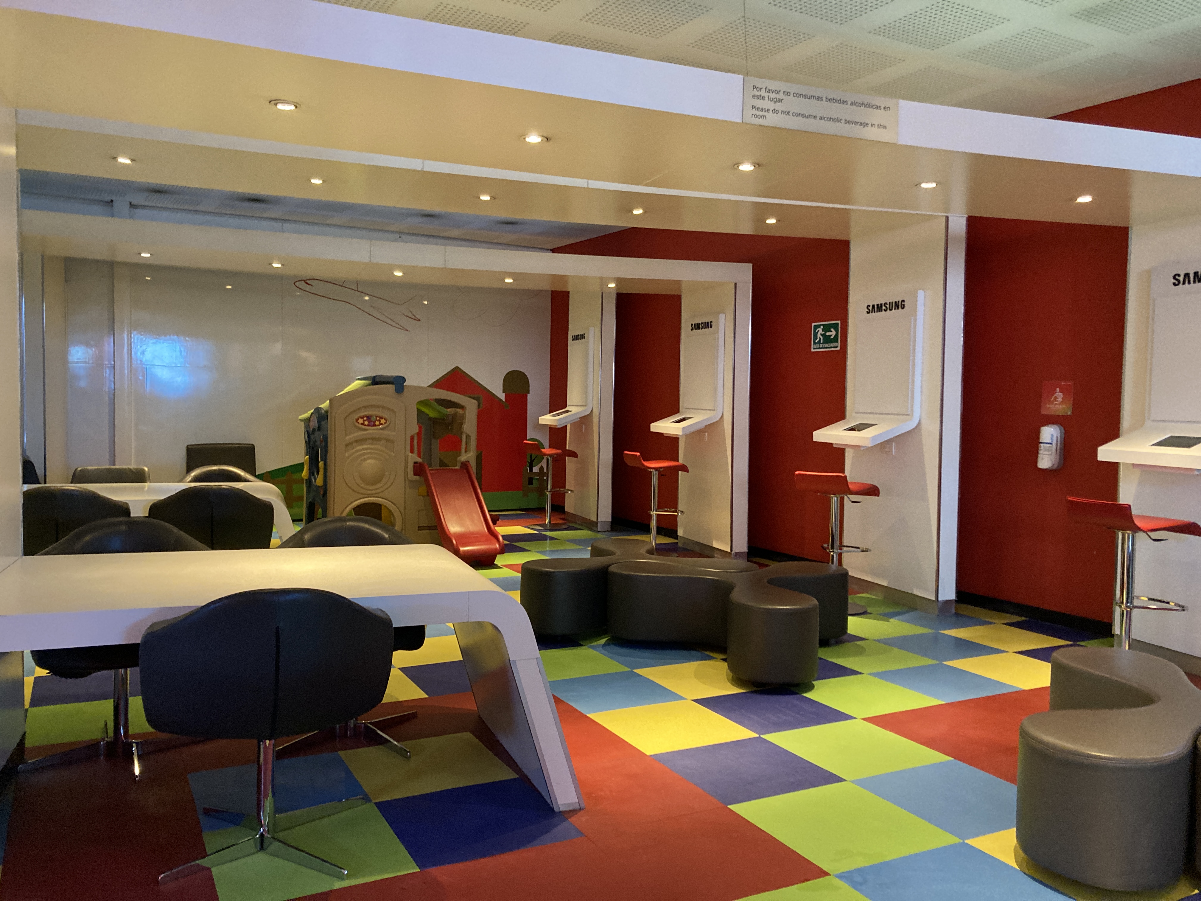 Avianca lounge Bogota BOG childrens area playground