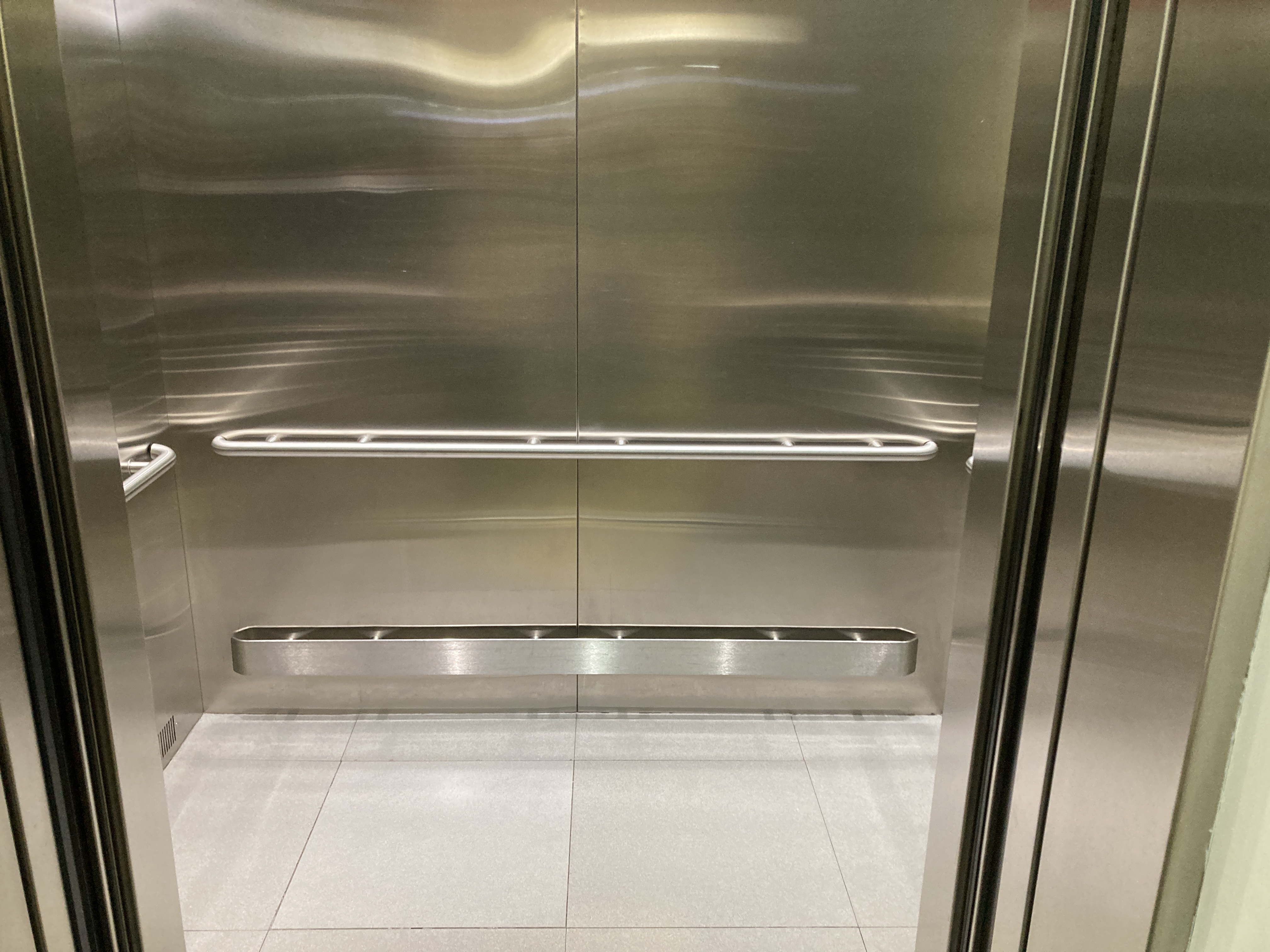 Avianca lounge Bogota BOG elevator