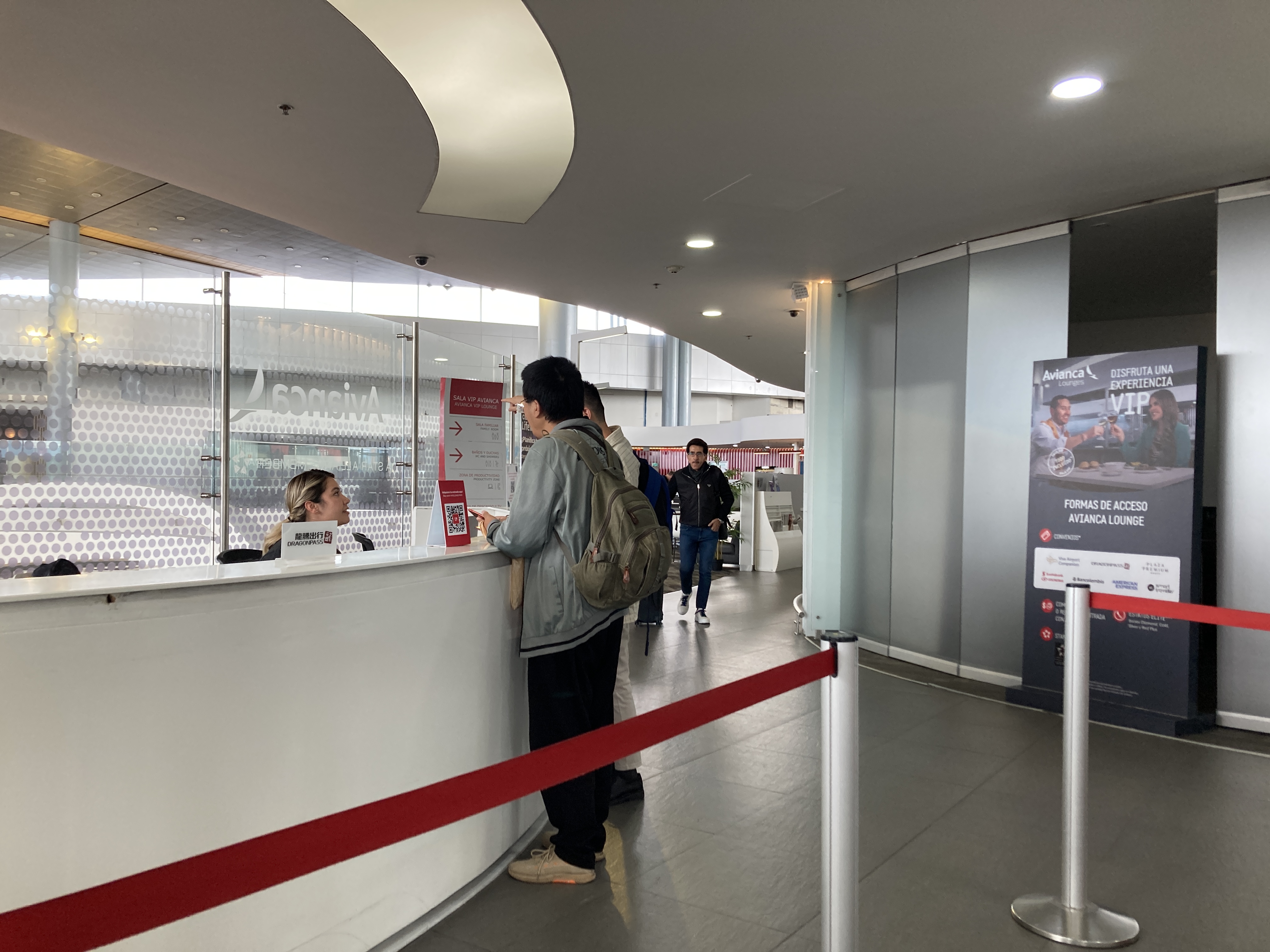 Avianca lounge Bogota BOG welcome desk