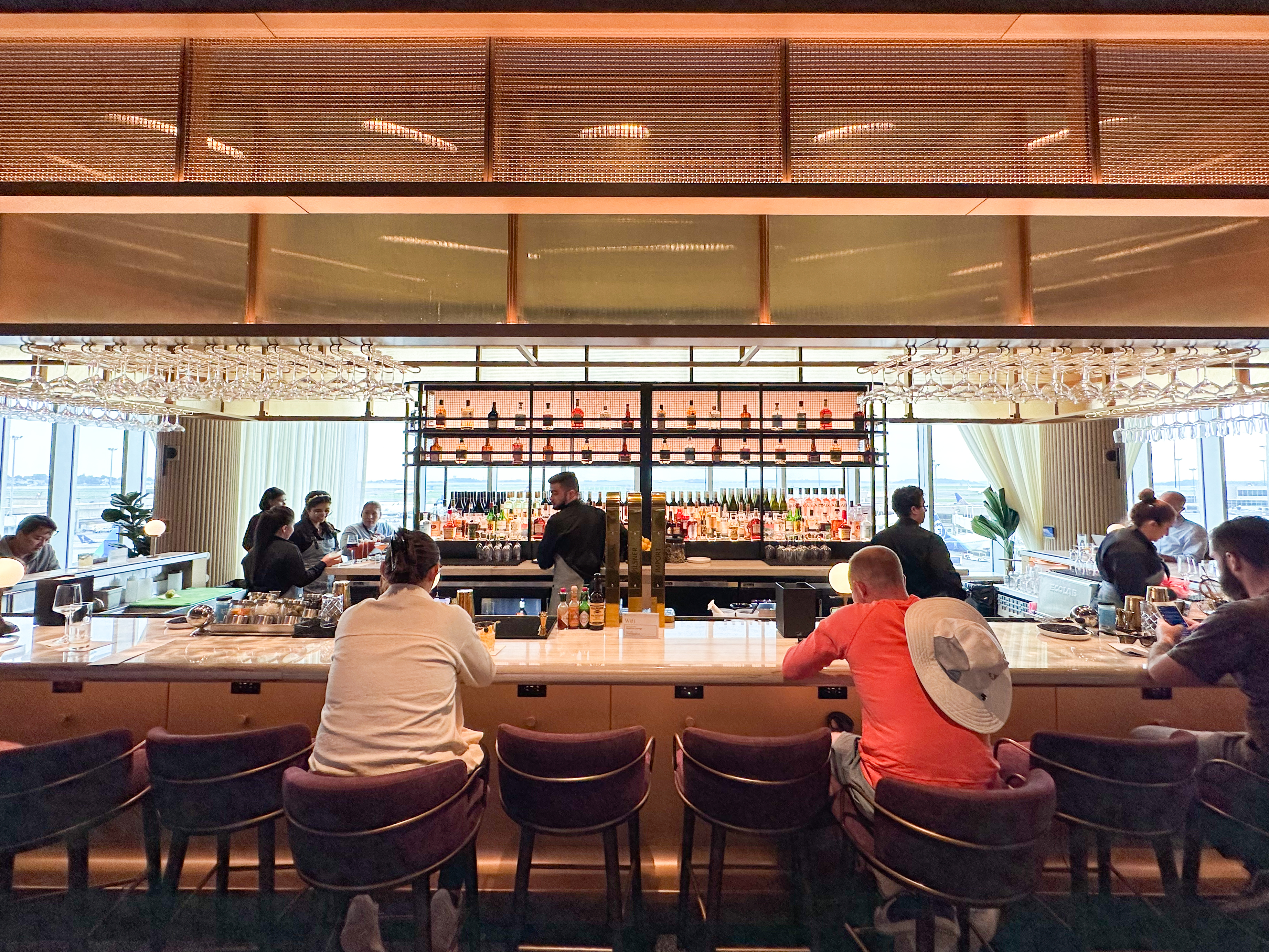 Chase Sapphire Lounge Bar Service