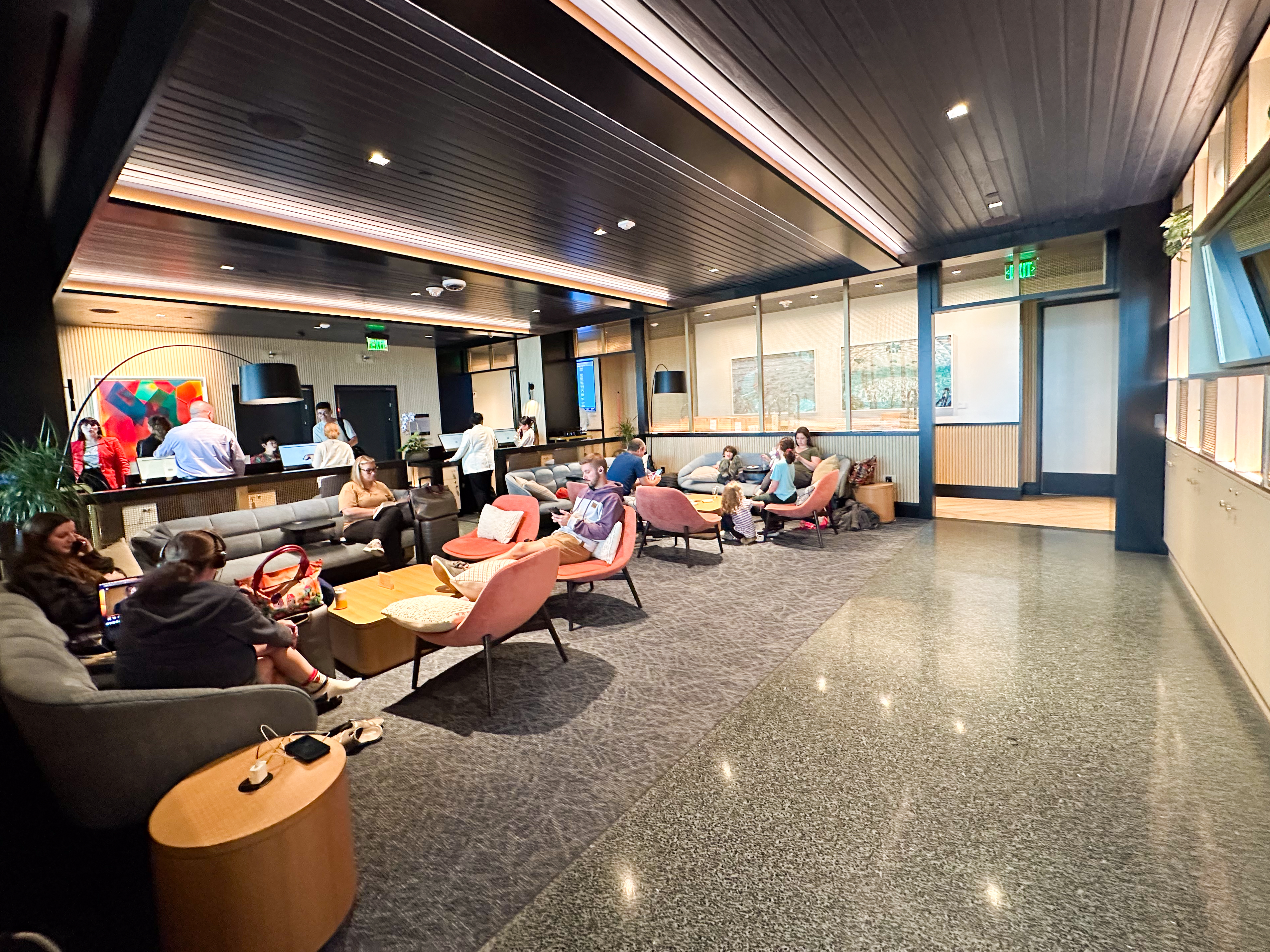 Chase Saphire Lounge Sitting