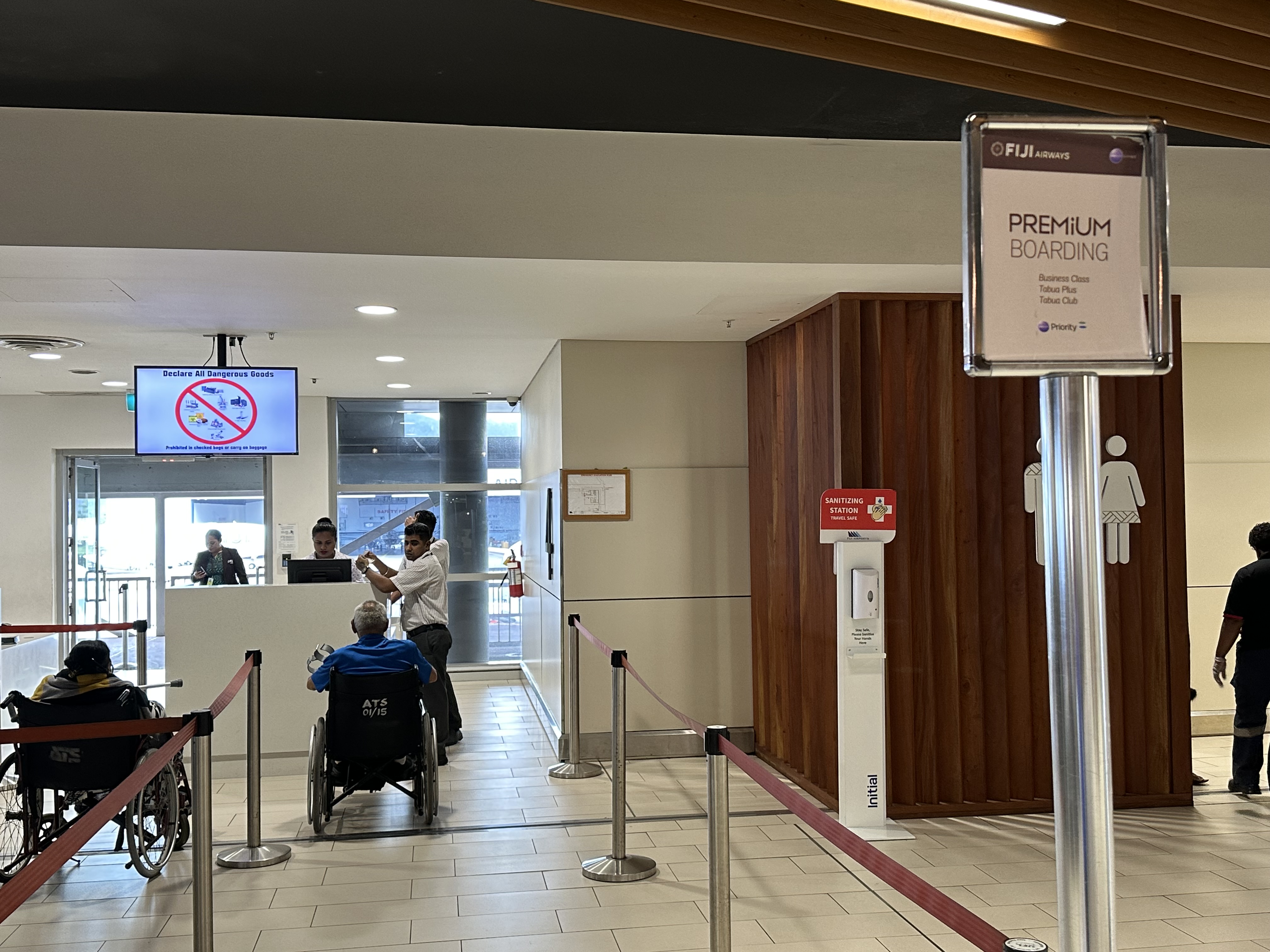 FIji Airways NAN MEL Boarding Queue FIji Airways NAN MEL Boarding Queue