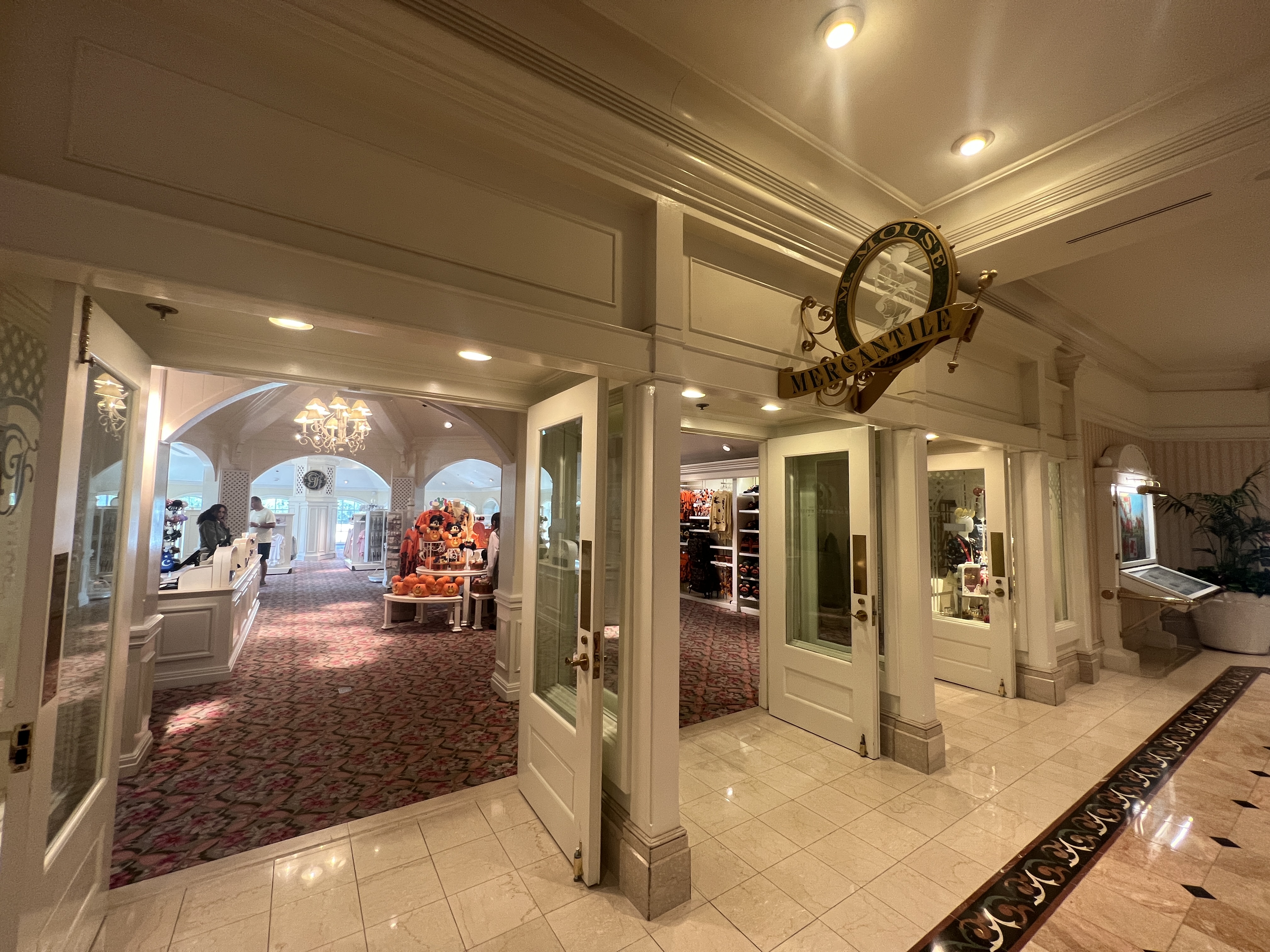 Grand Floridian Big Store 