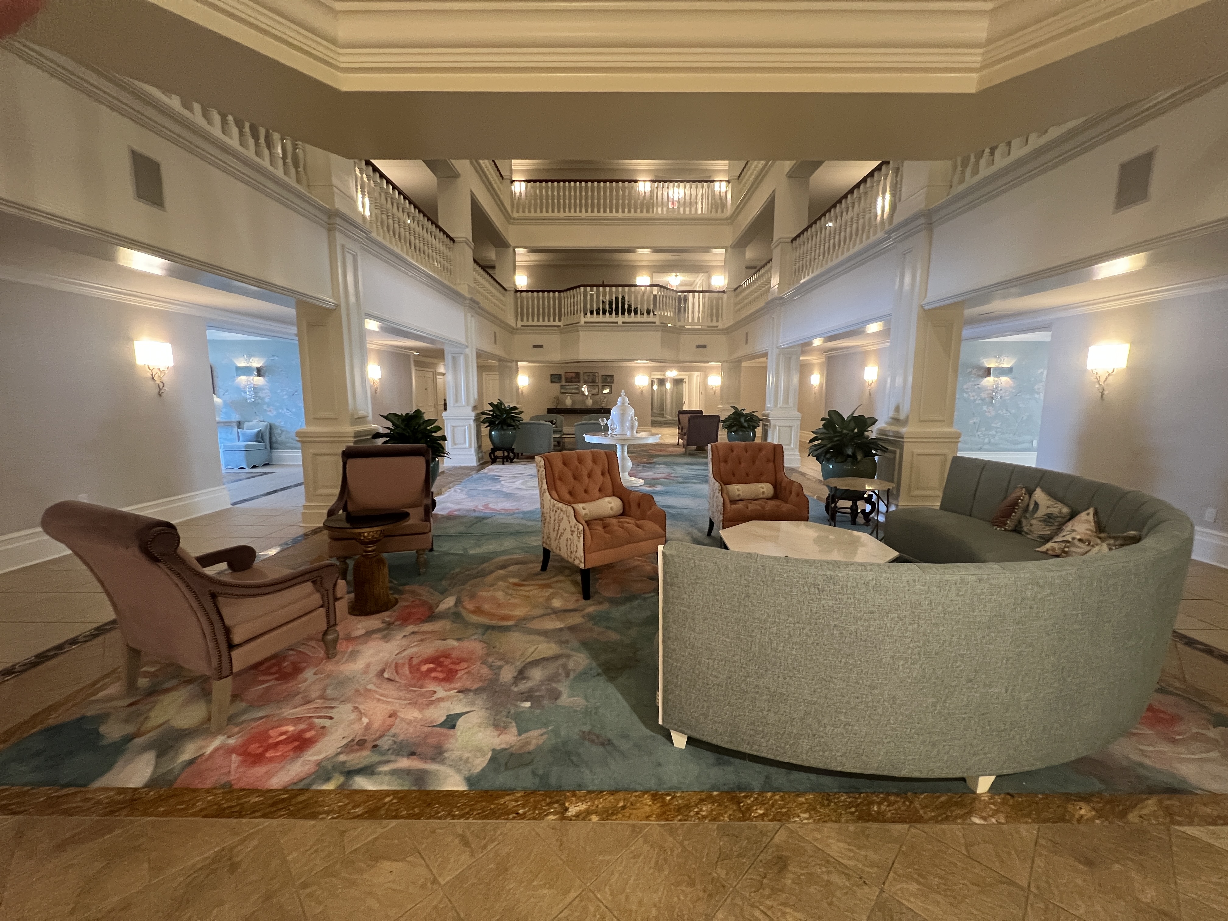 Grand Floridian Building Decor
