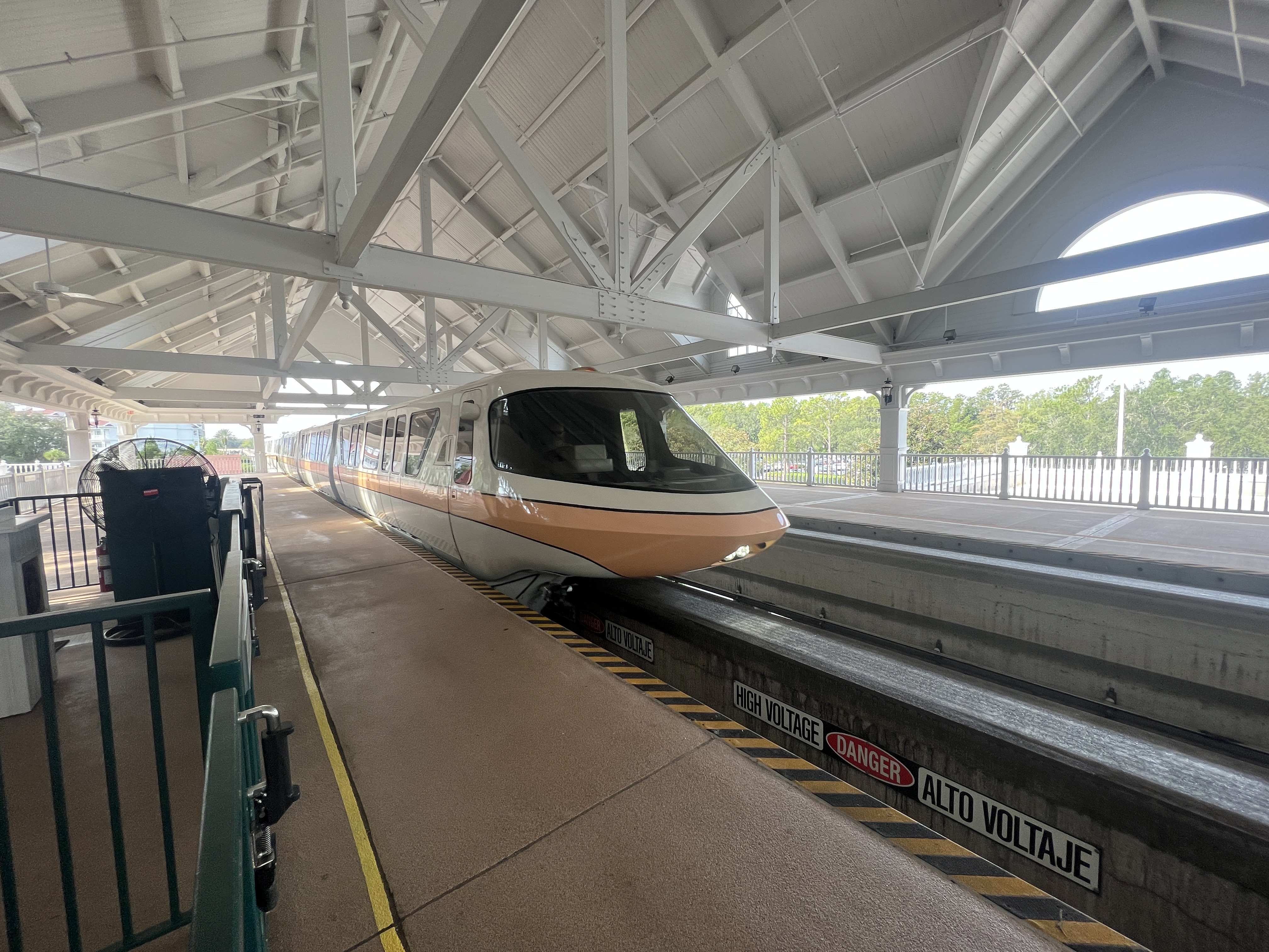Grand Floridian Resort Monorail Grand Floridian Monorail