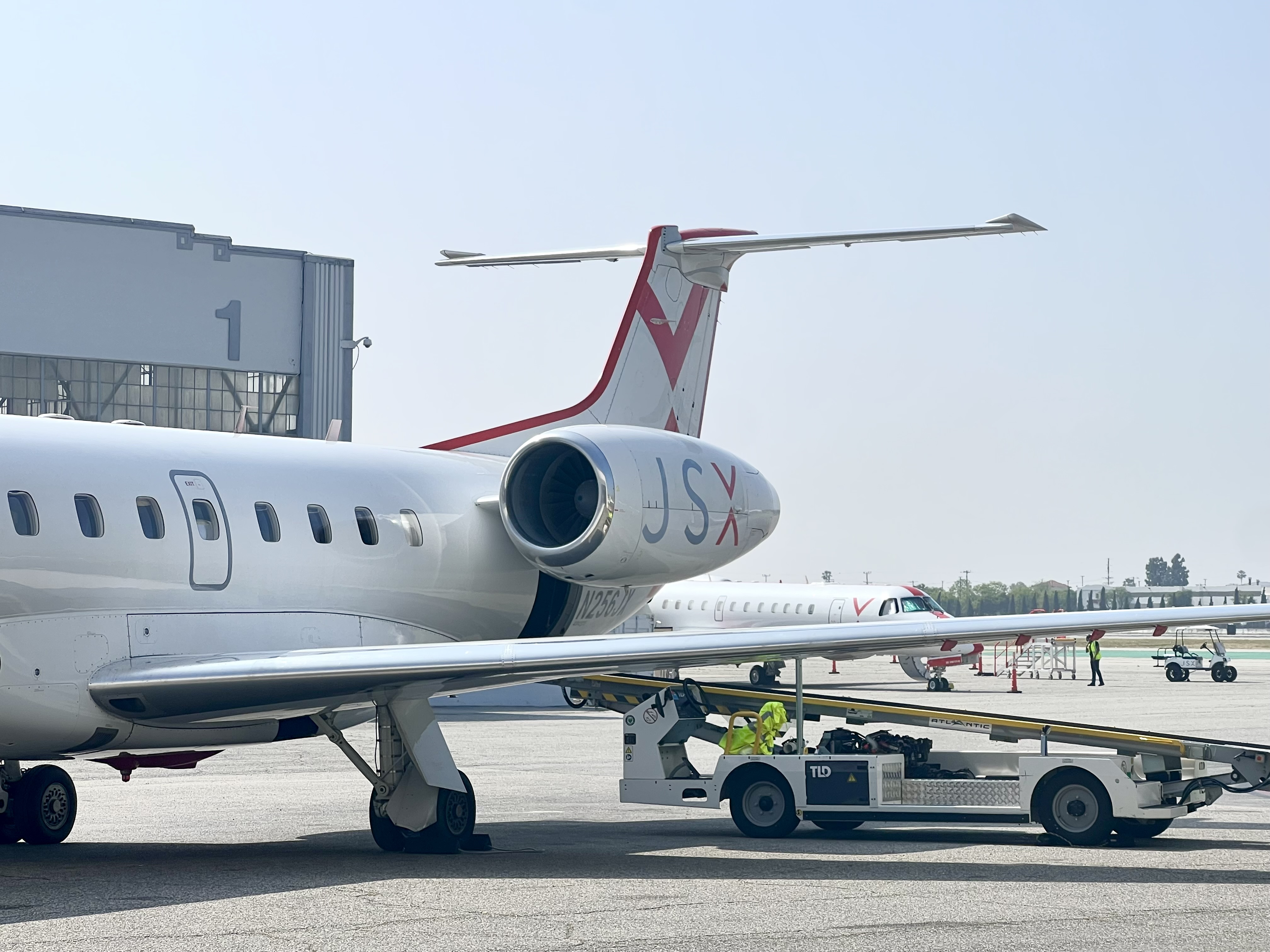 JSX at BUR