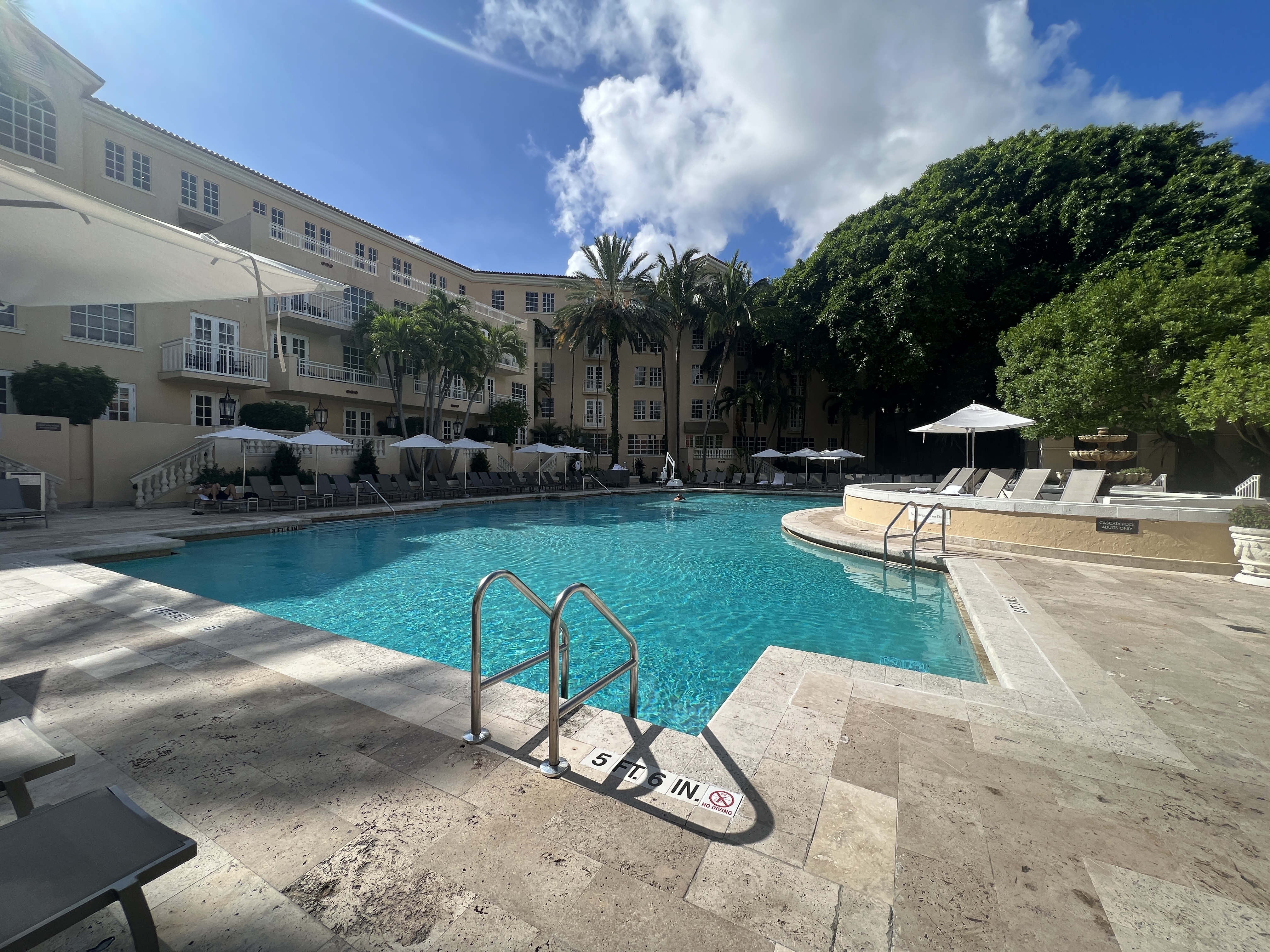 JW Marriott Turnberry Adults Only Pool JW Marriott Turnberry Adults Only Pool