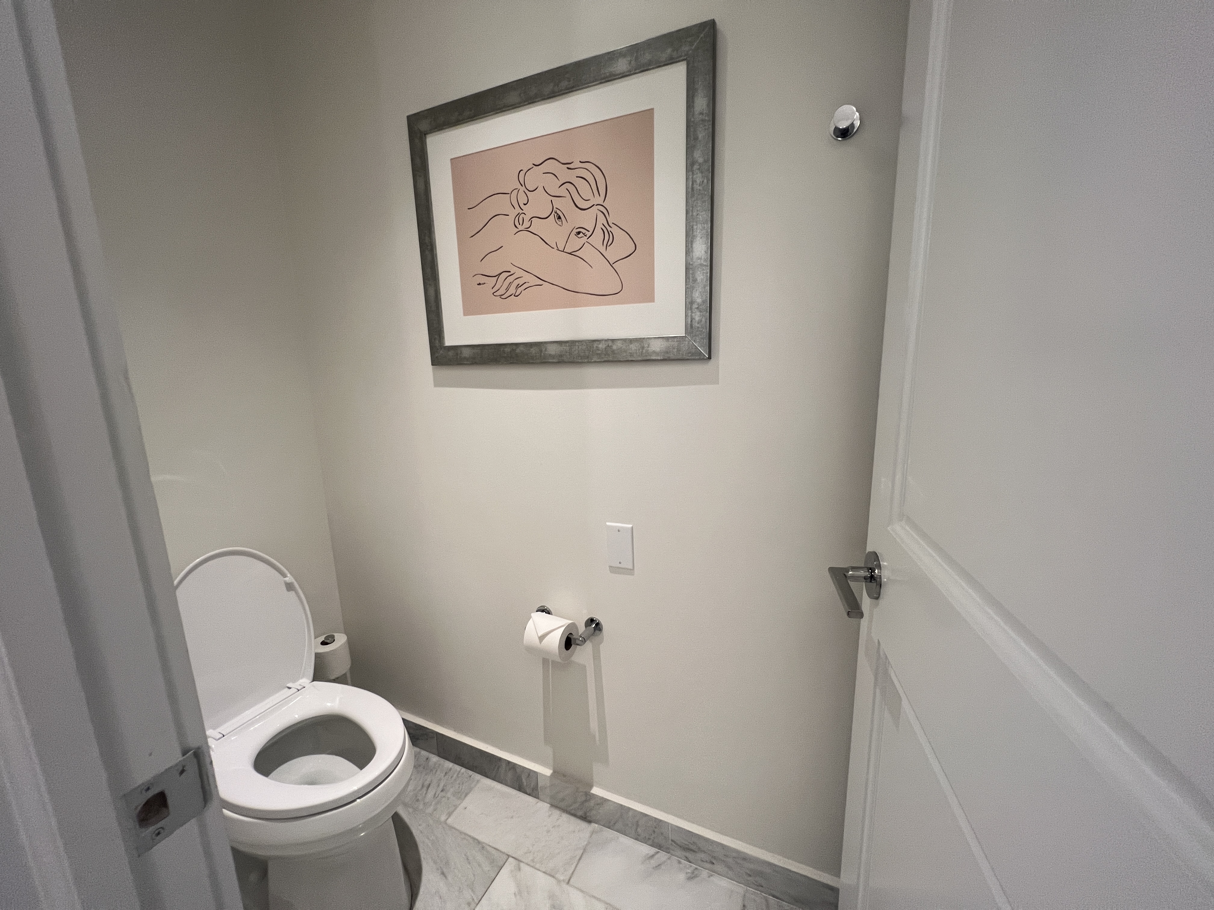 JW Marriott Turnberry toilet room JW Marriott Turnberry toilet room