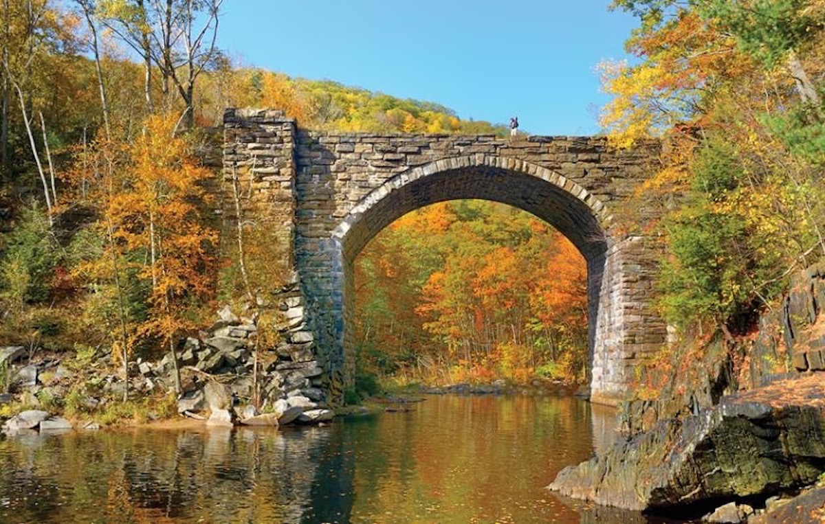 Keystone arches Berkshires Large Keystone arches Berkshires Large