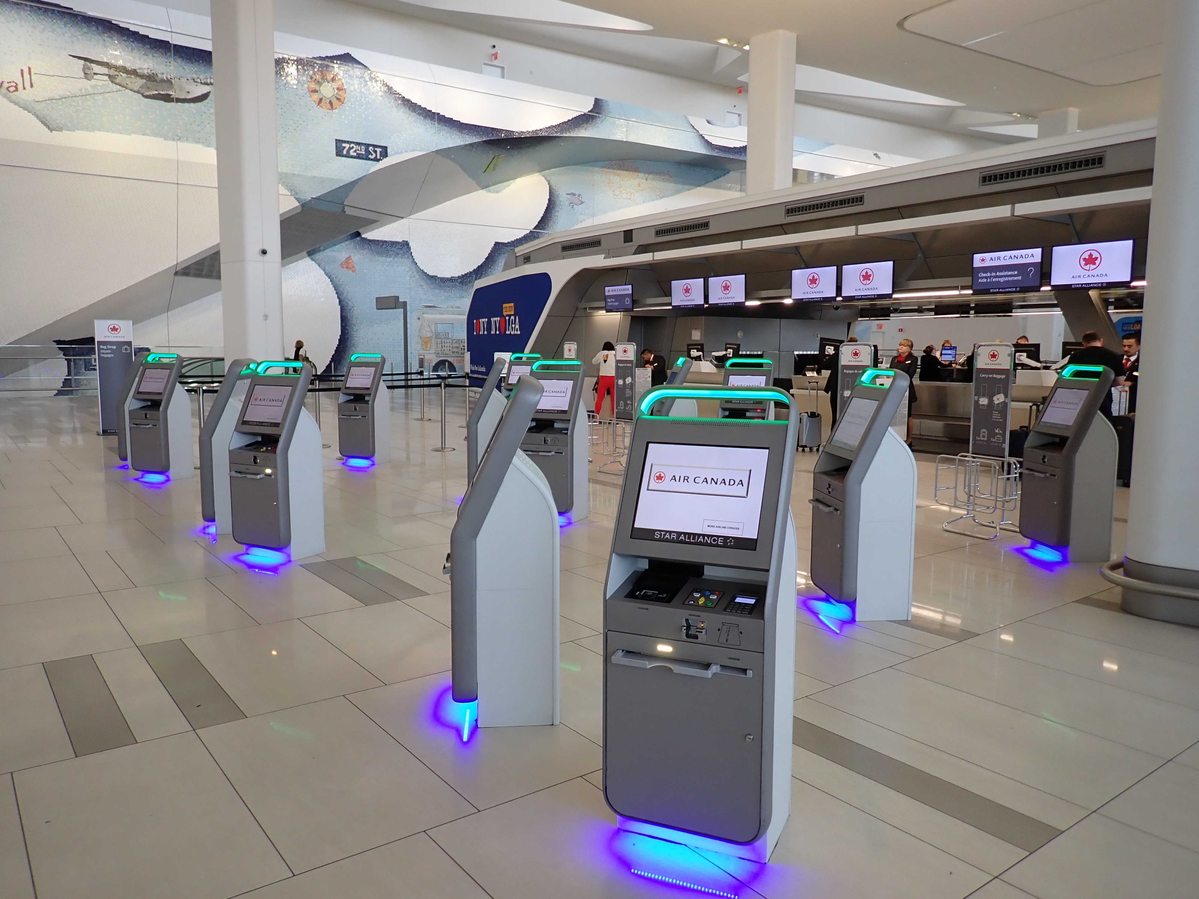 LGA AirCan checkin kiosks LGA AirCan checkin kiosks