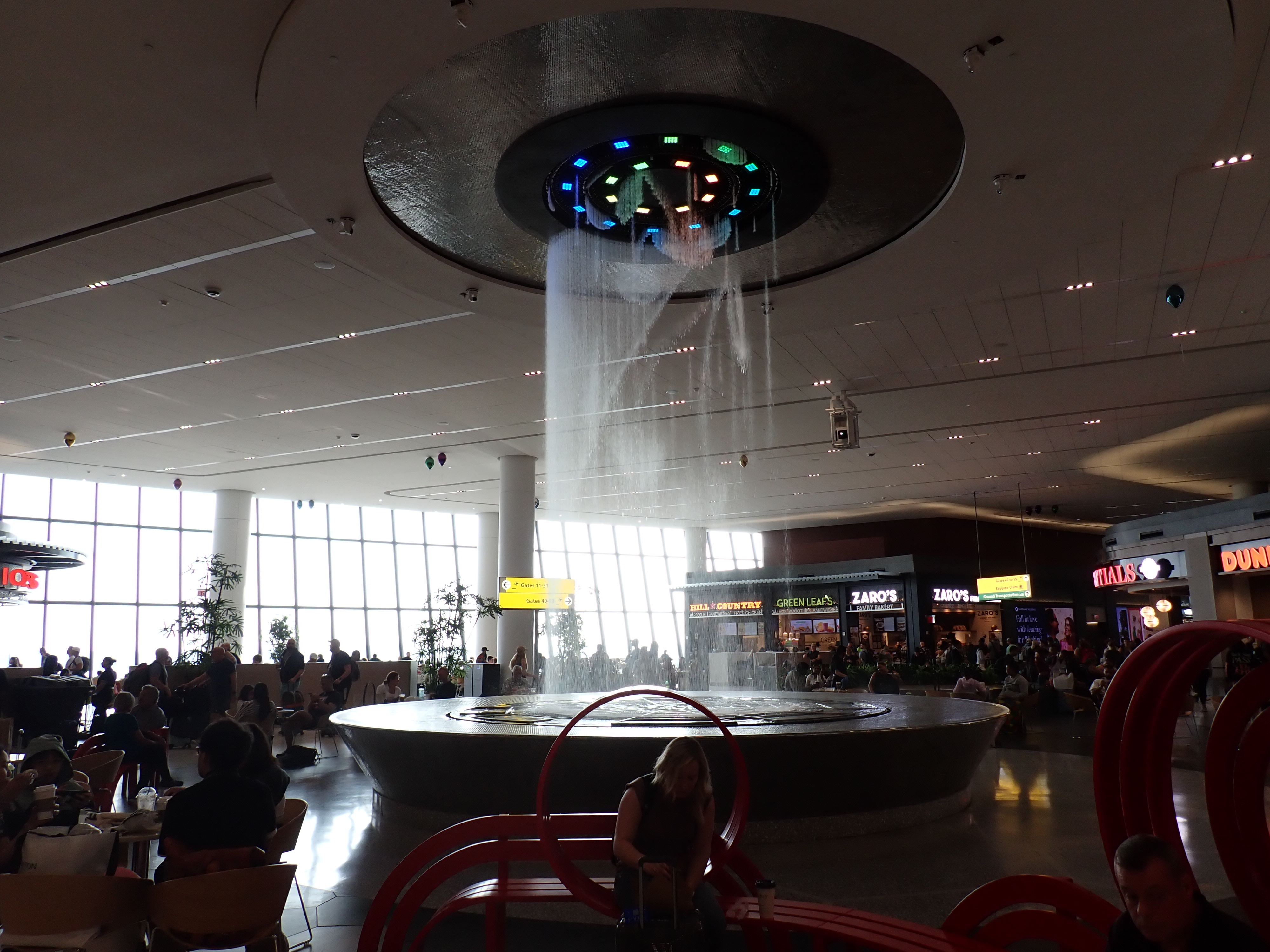 LGA Terminal B fountain LGA Terminal B fountain